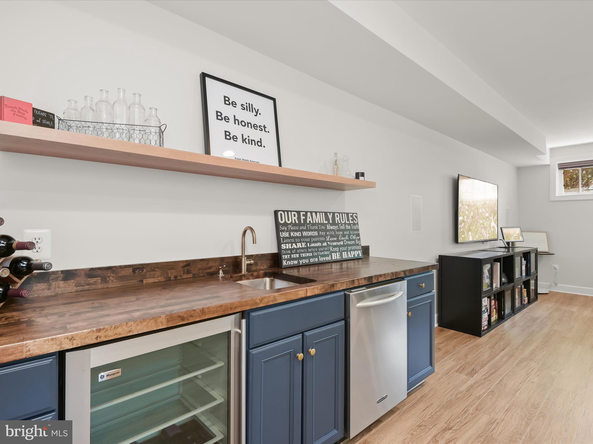 MAPLE LAWN - Residential