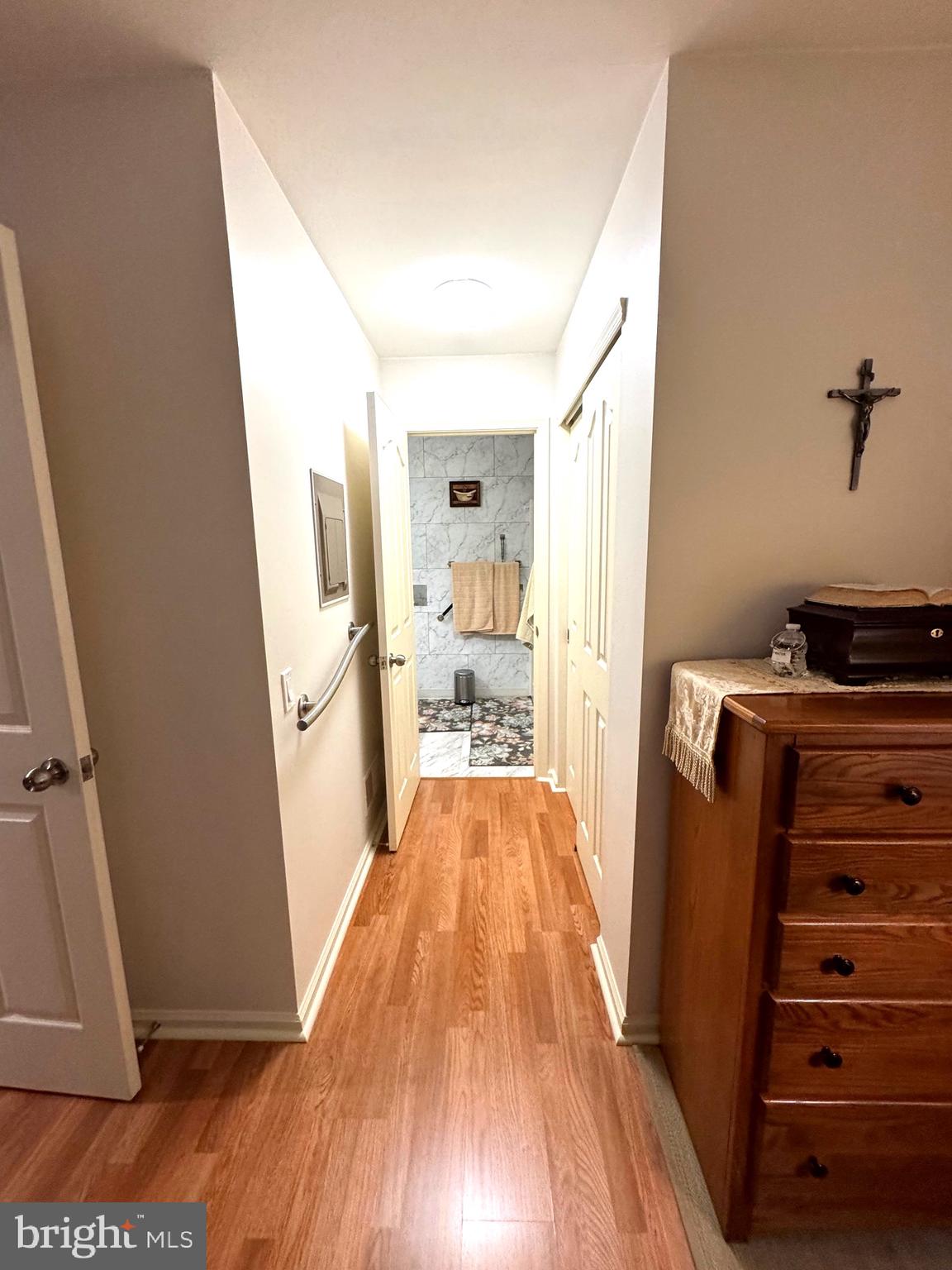 WATERS EDGE - Residential