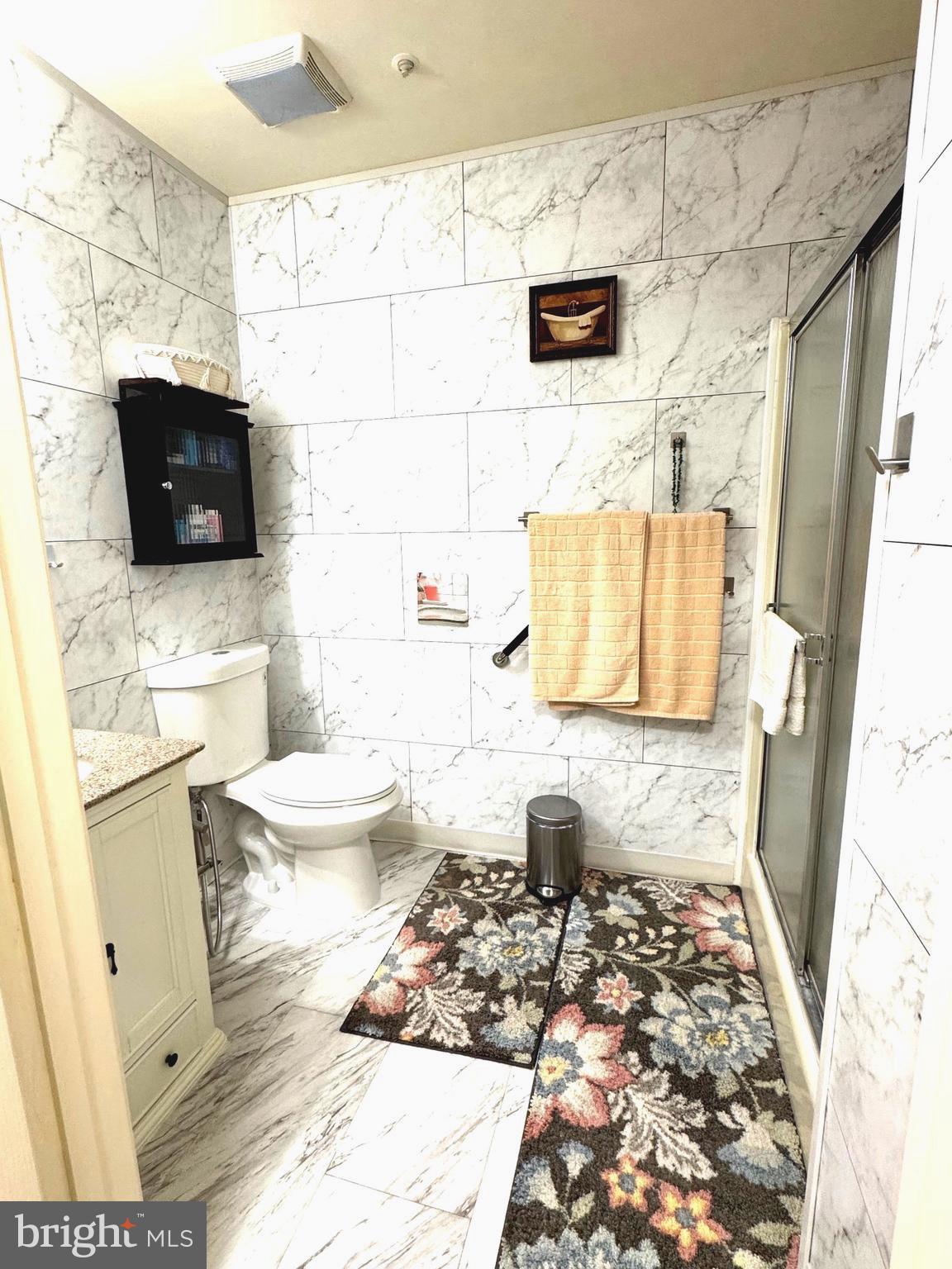 WATERS EDGE - Residential