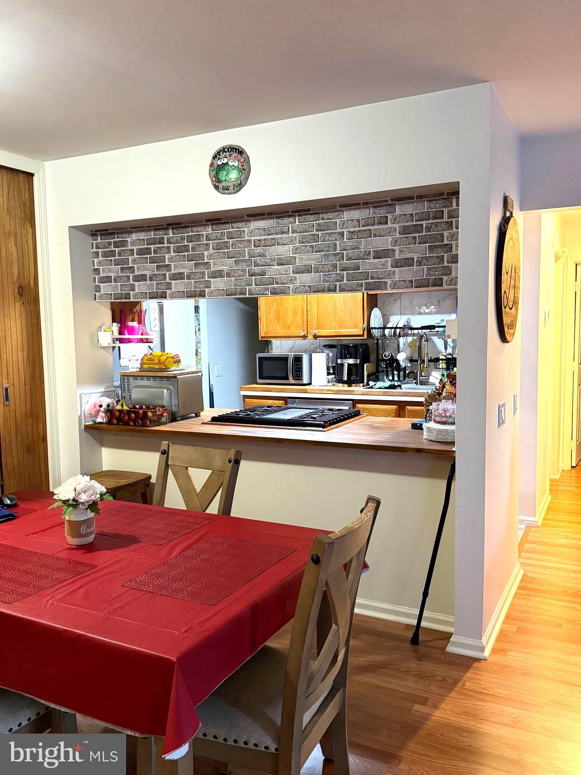 WATERS EDGE - Residential