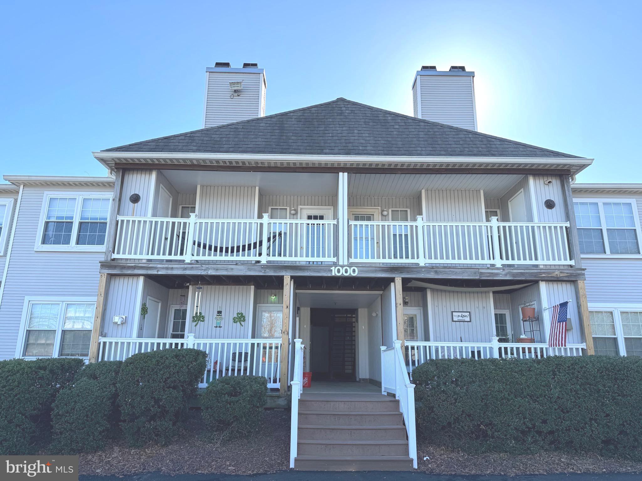 WATERS EDGE - Residential