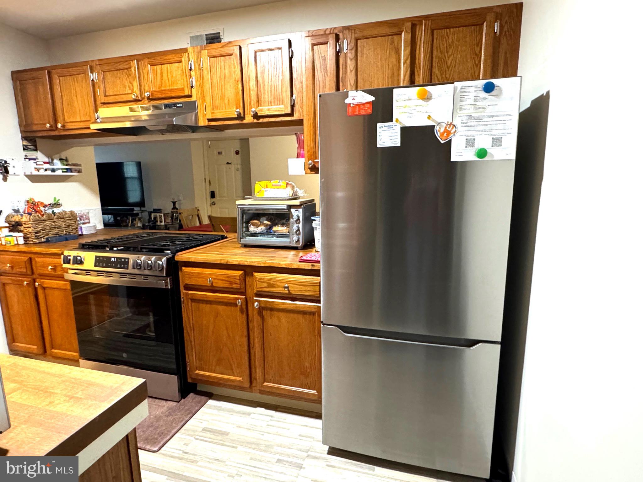 WATERS EDGE - Residential