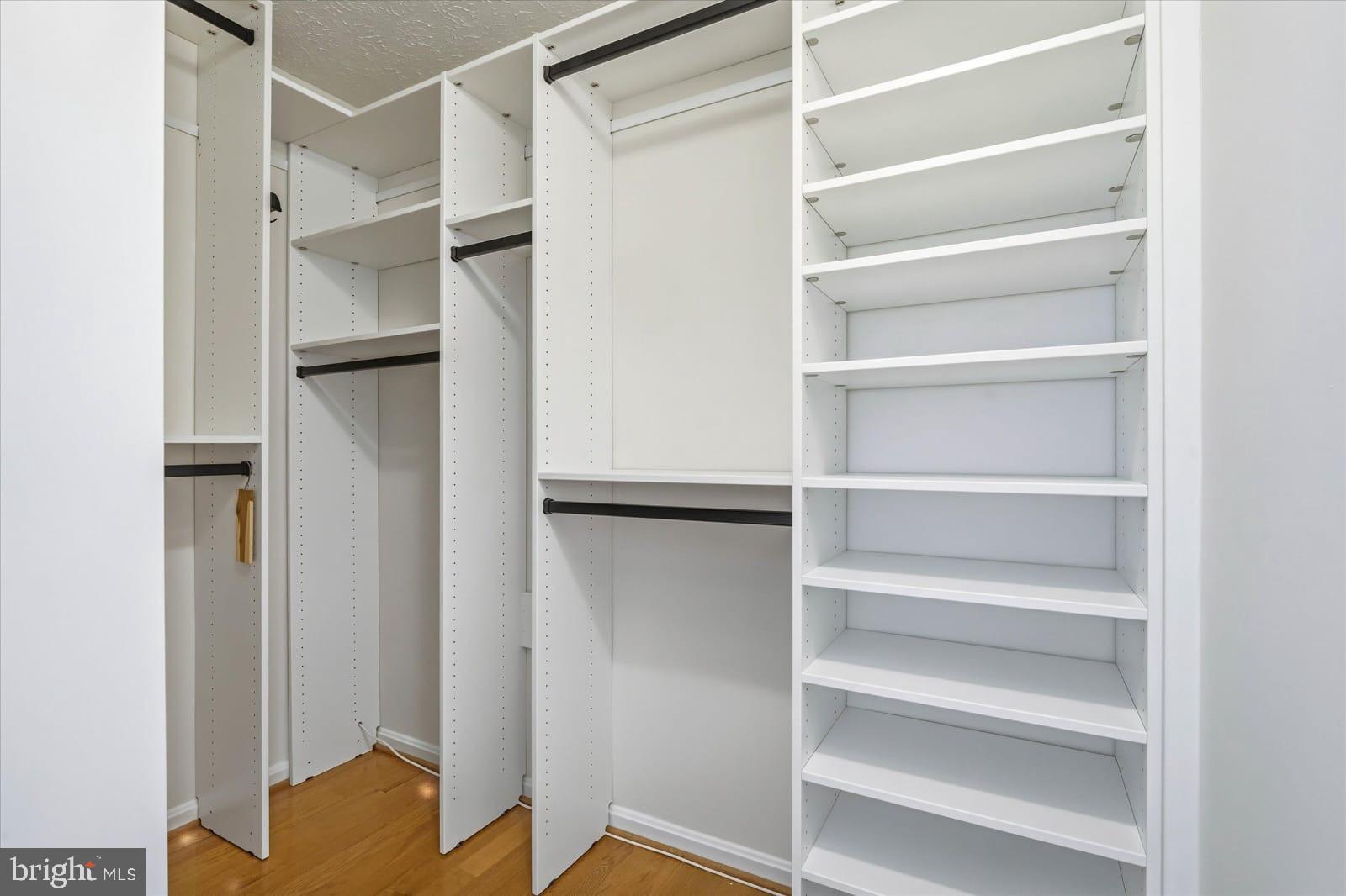 TANTALLON ON THE POTOMAC - Residential