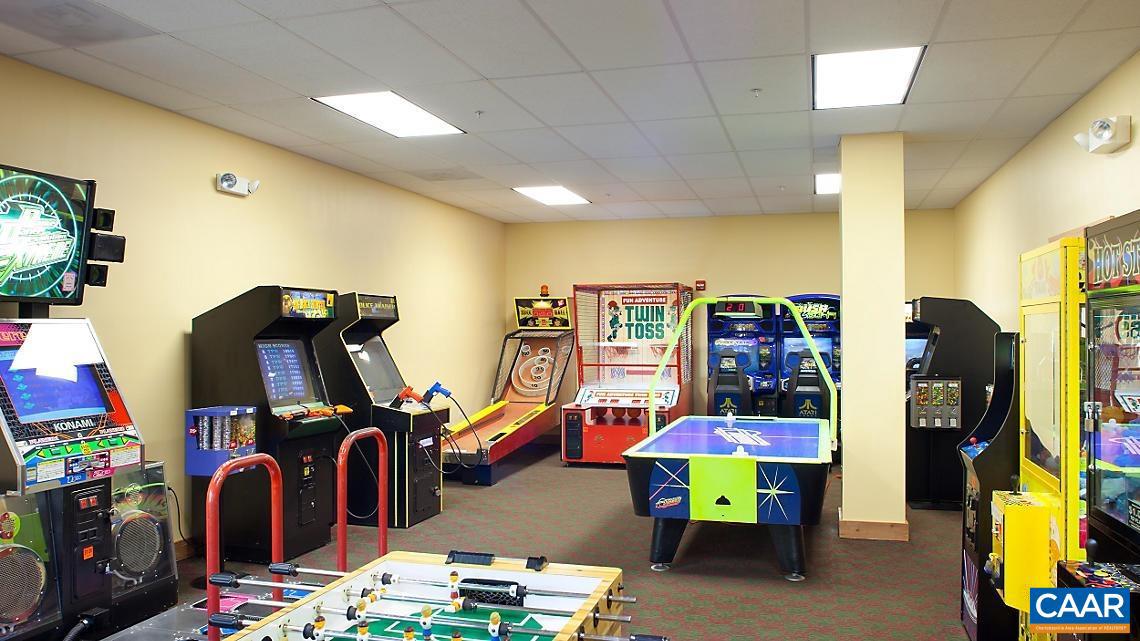 SHENANDOAH CROSSING - Land