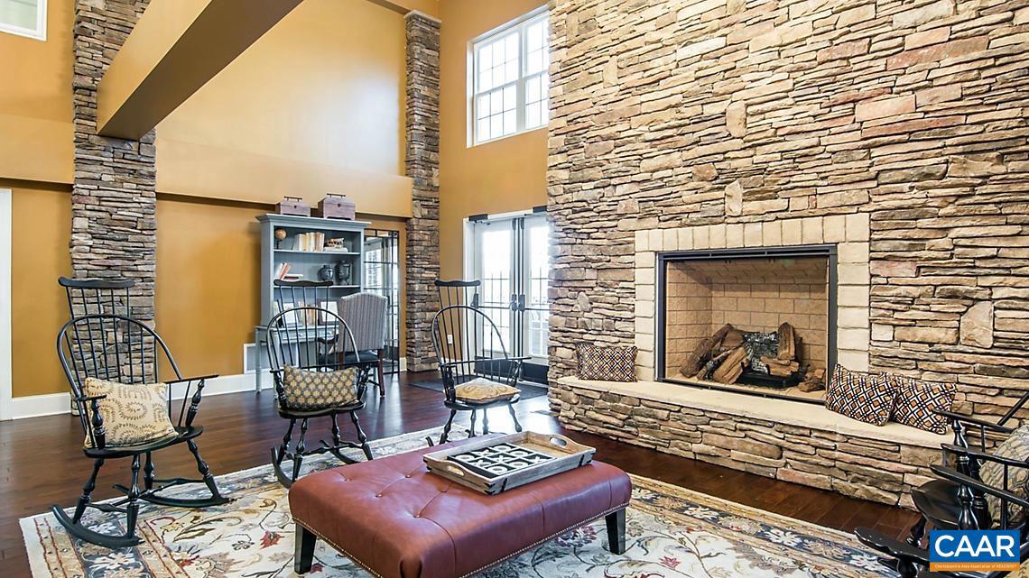 SHENANDOAH CROSSING - Land