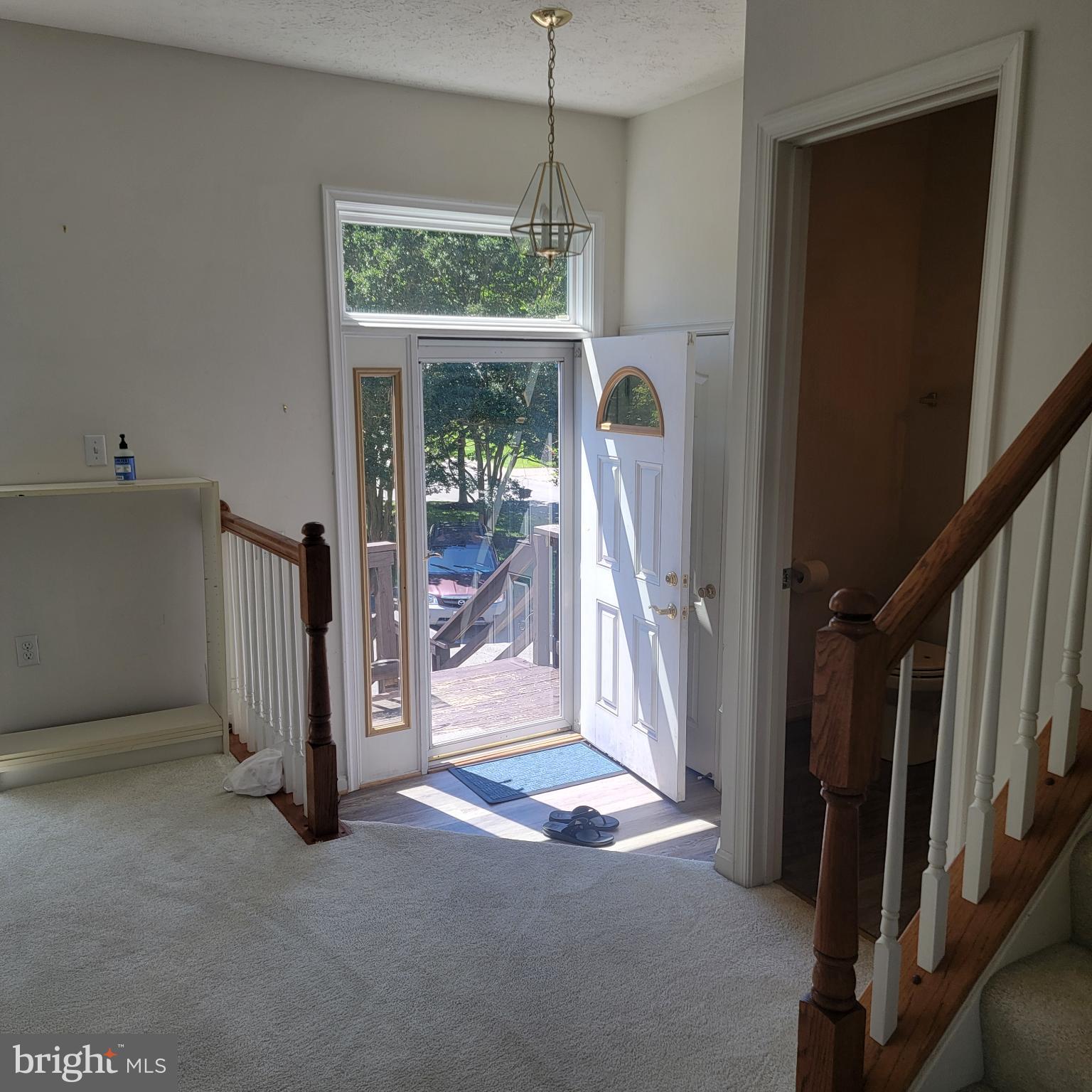 VILLAS ON WATERS EDGE - Residential