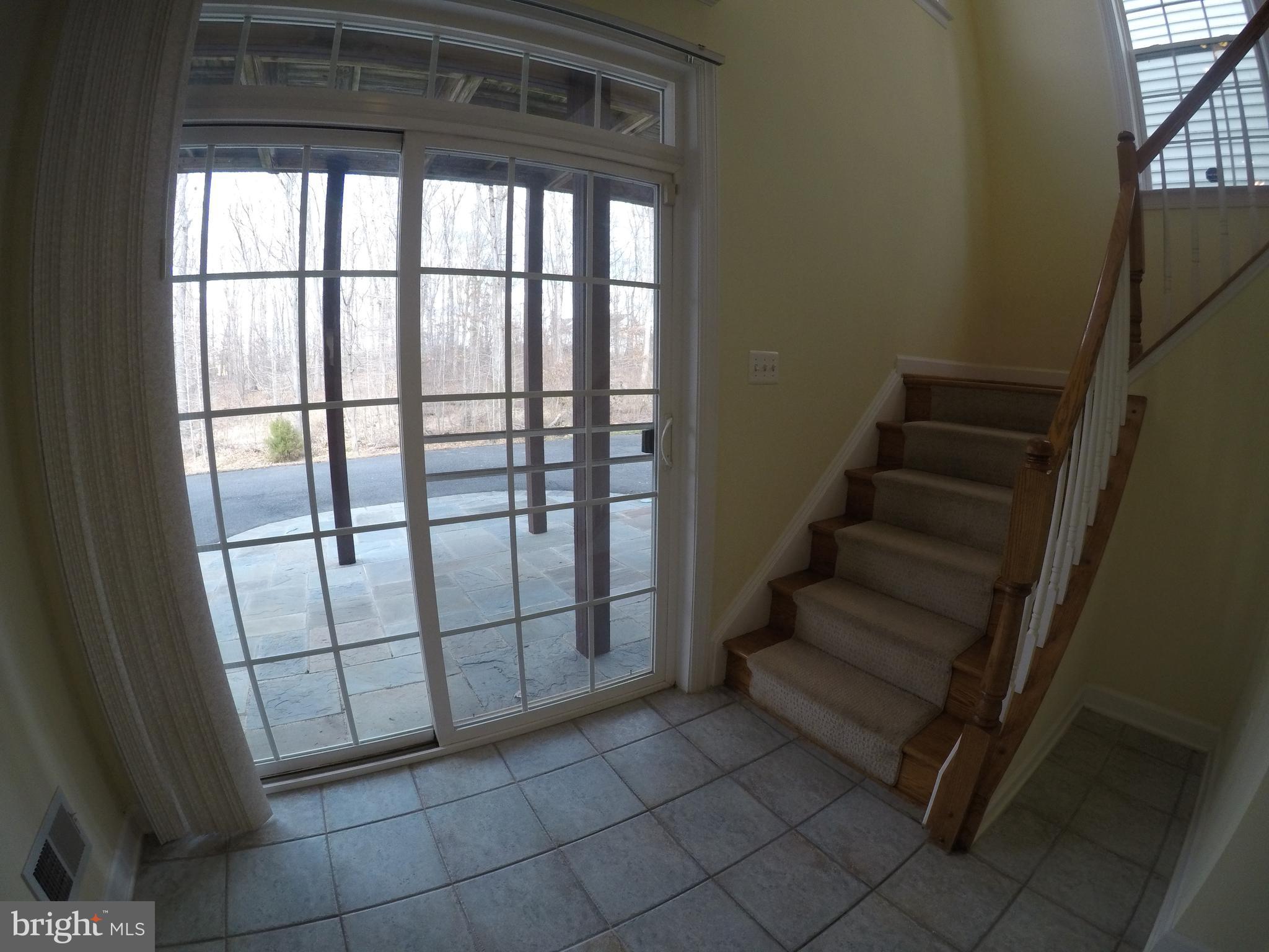 FAIRLAKES CROSSING - Residential