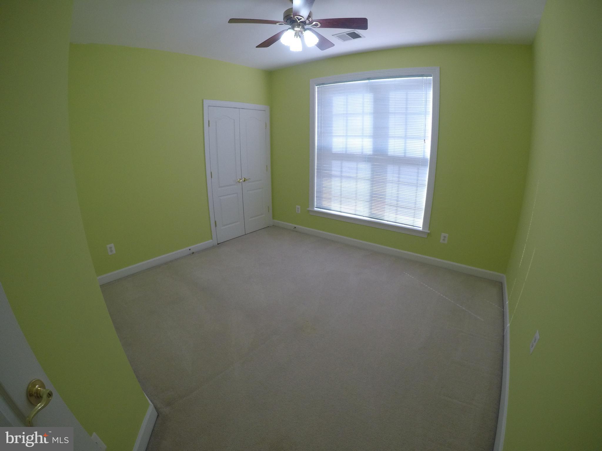 FAIRLAKES CROSSING - Residential