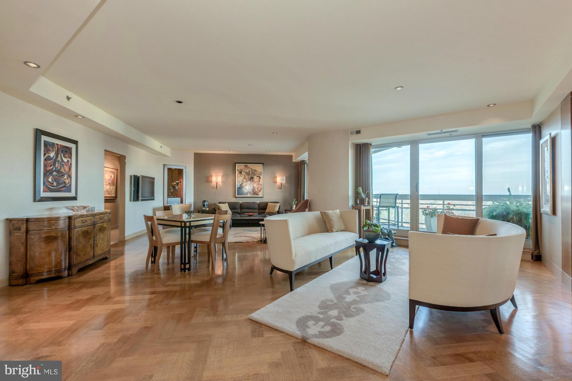 SOMERSET HOUSE - Residential