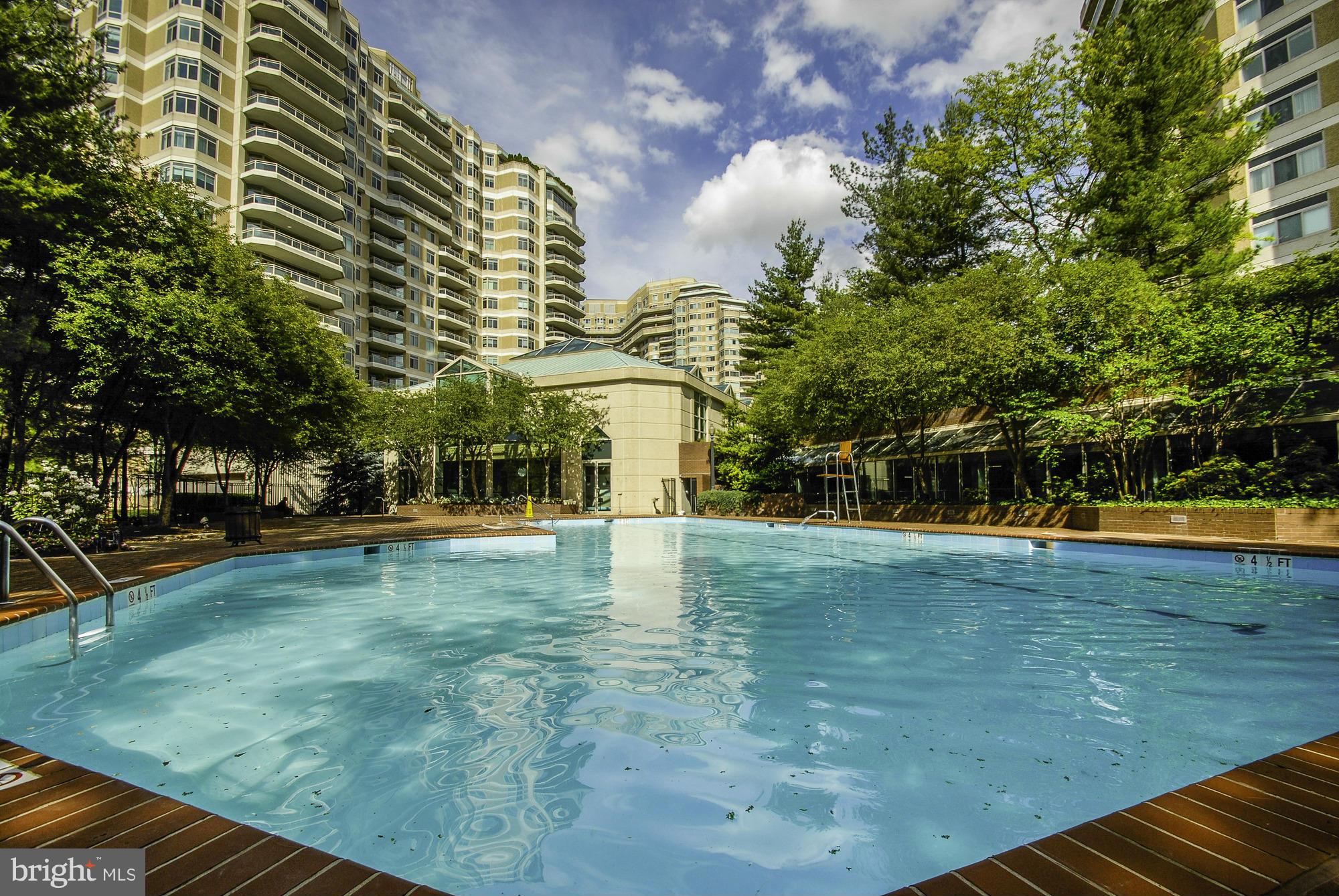 SOMERSET HOUSE - Residential