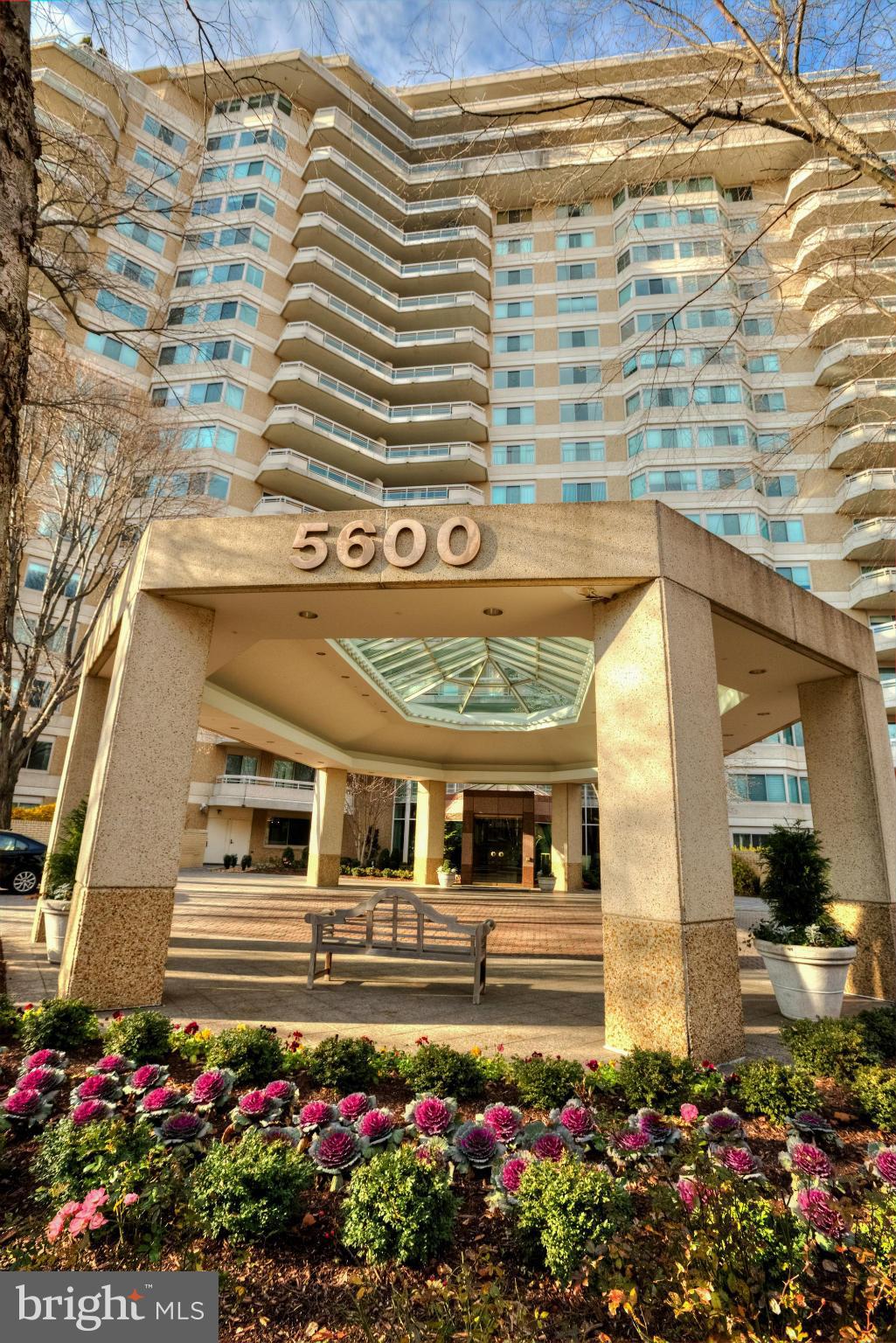 SOMERSET HOUSE - Residential