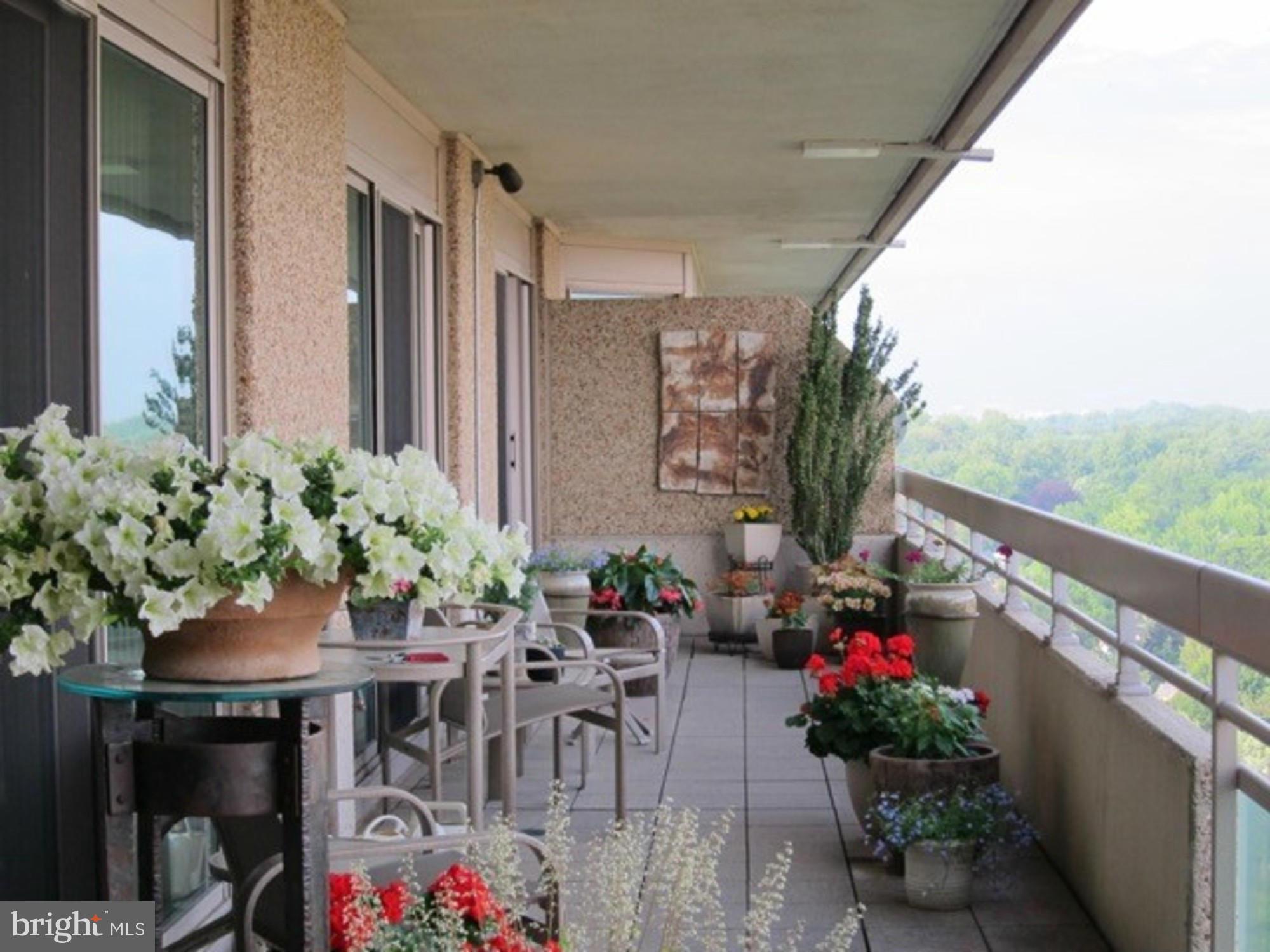 SOMERSET HOUSE - Residential