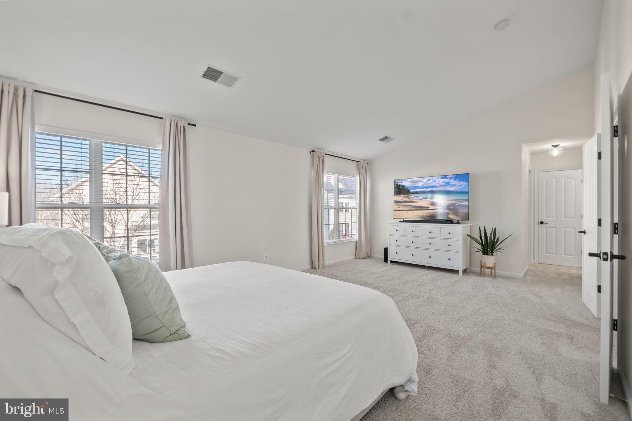 INDEPENDENCE - Residential