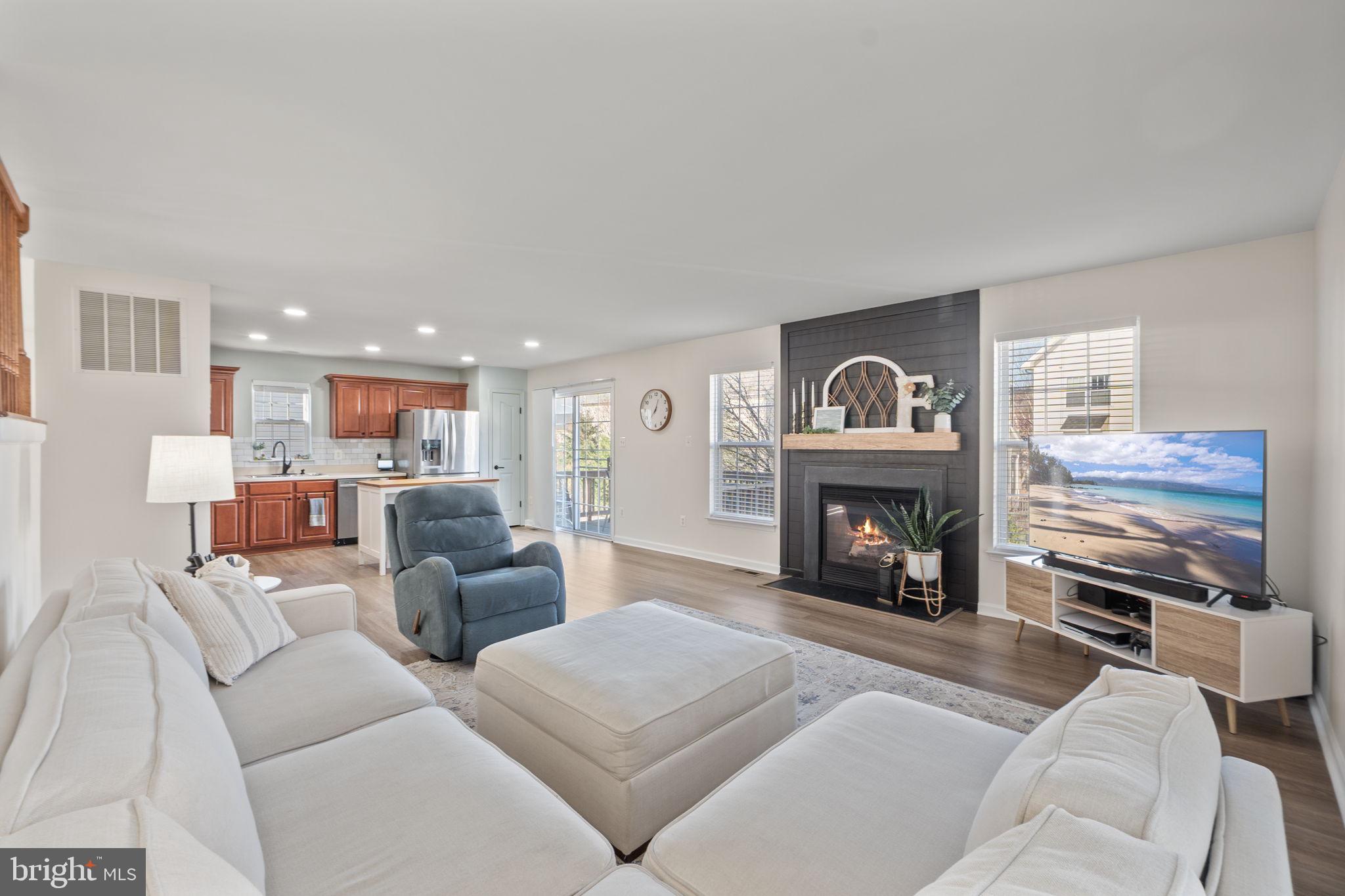 INDEPENDENCE - Residential