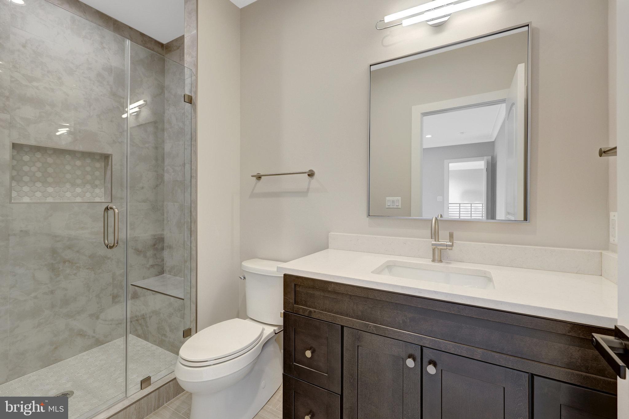 BREEZEWOOD - Residential