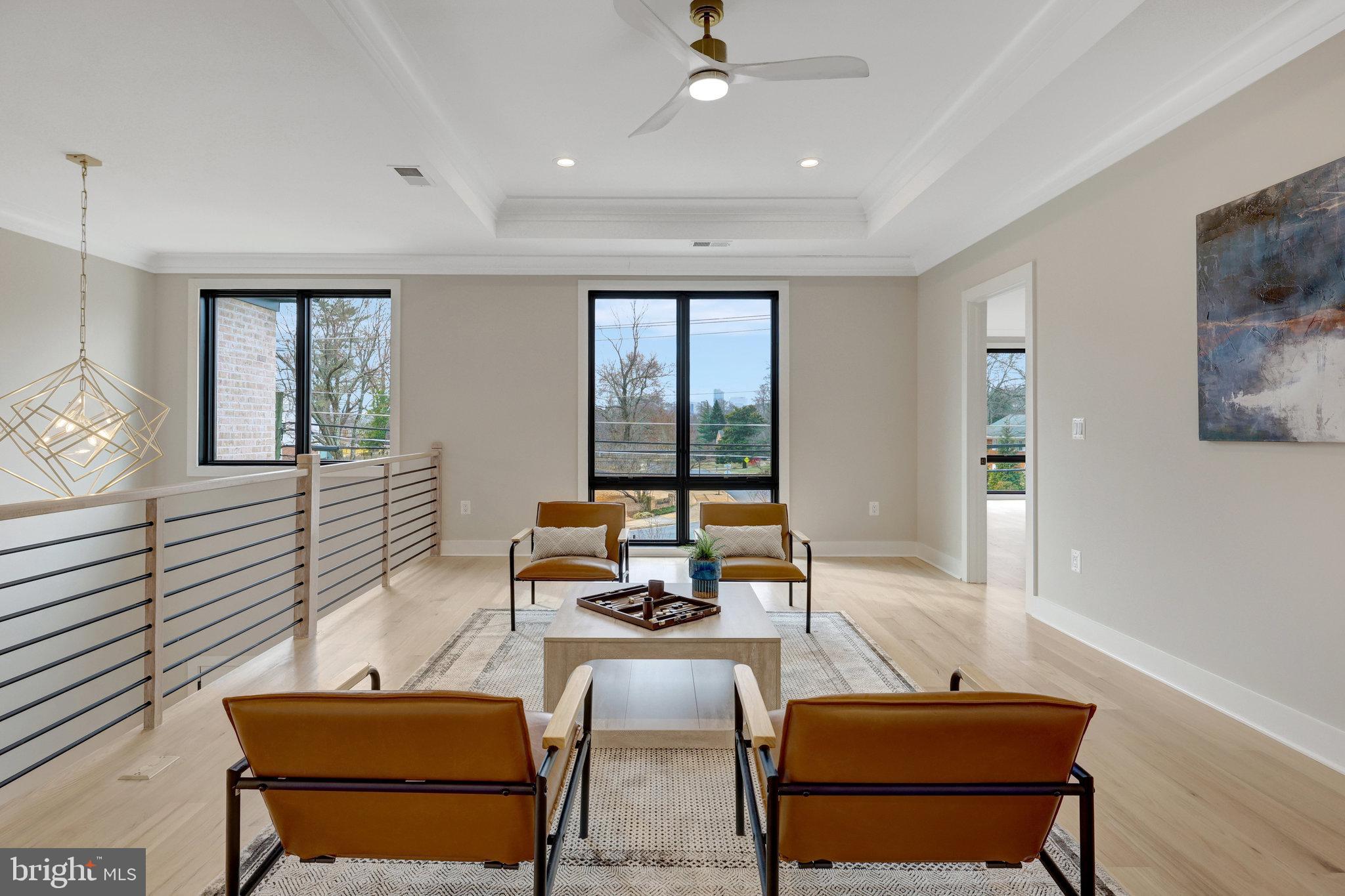 BREEZEWOOD - Residential