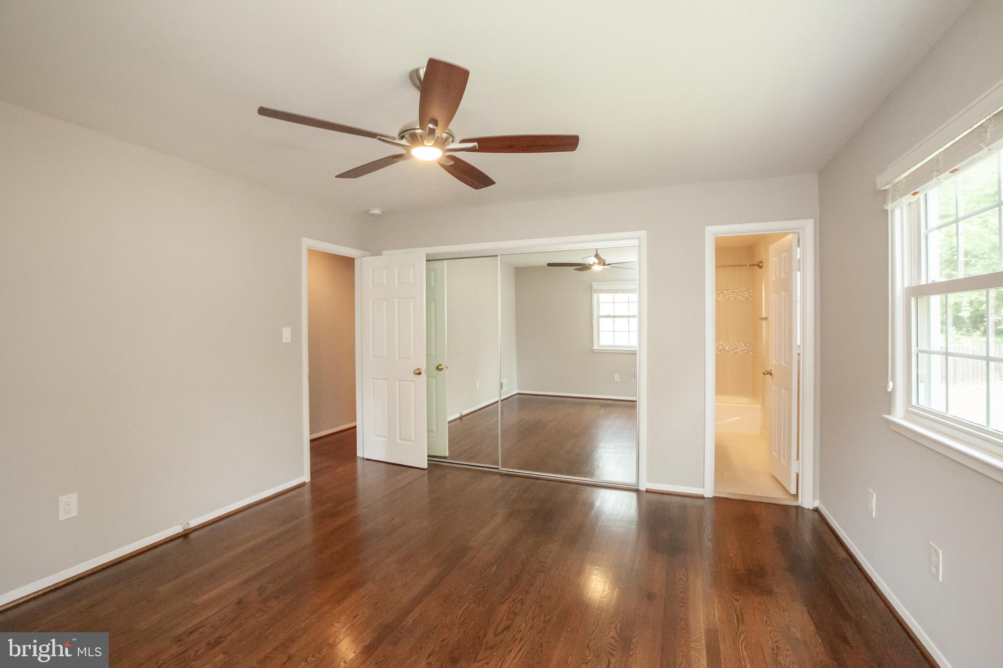 POMPONIOS KINGWOOD PARK - Residential Lease