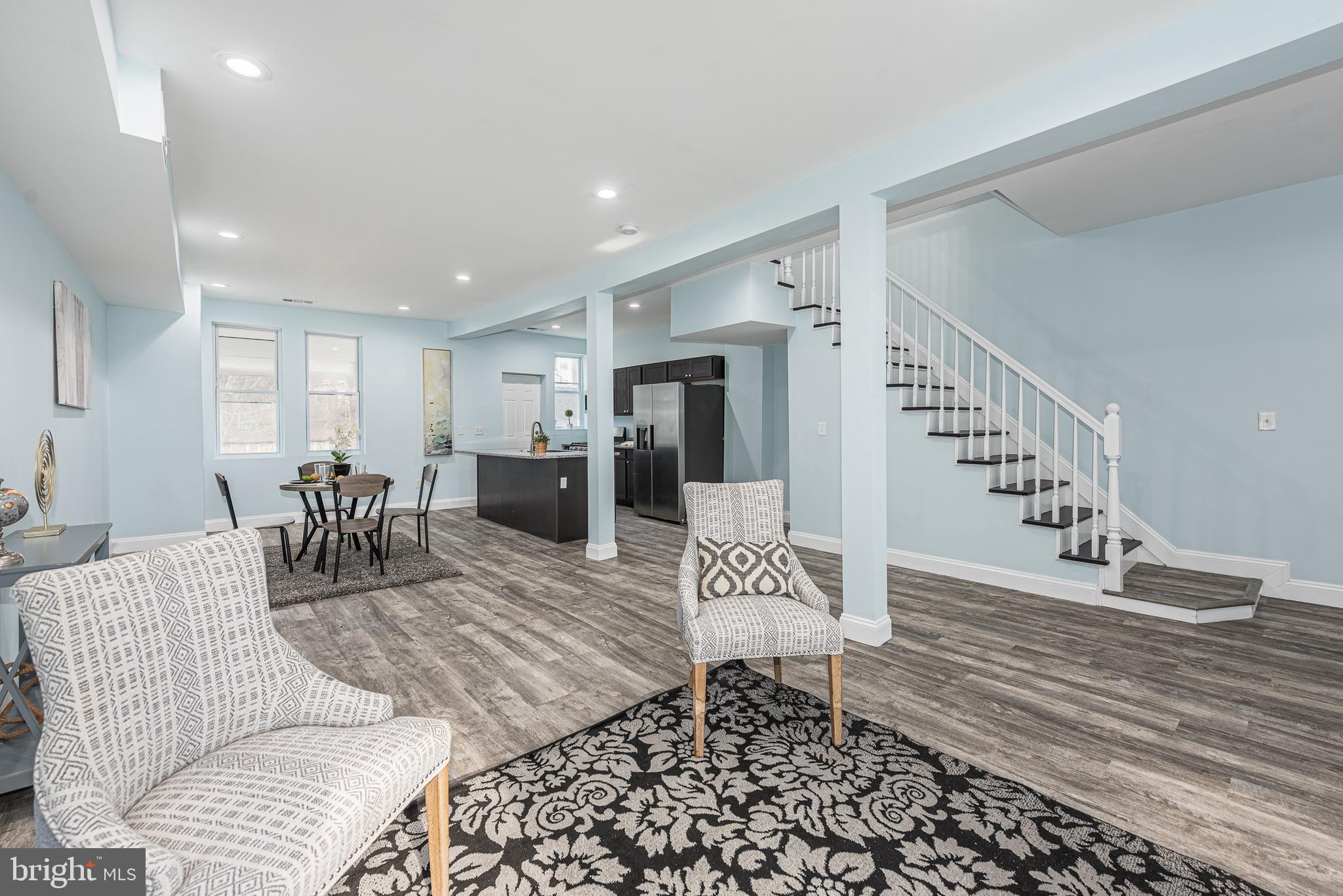 LIBERTY SQUARE - Residential