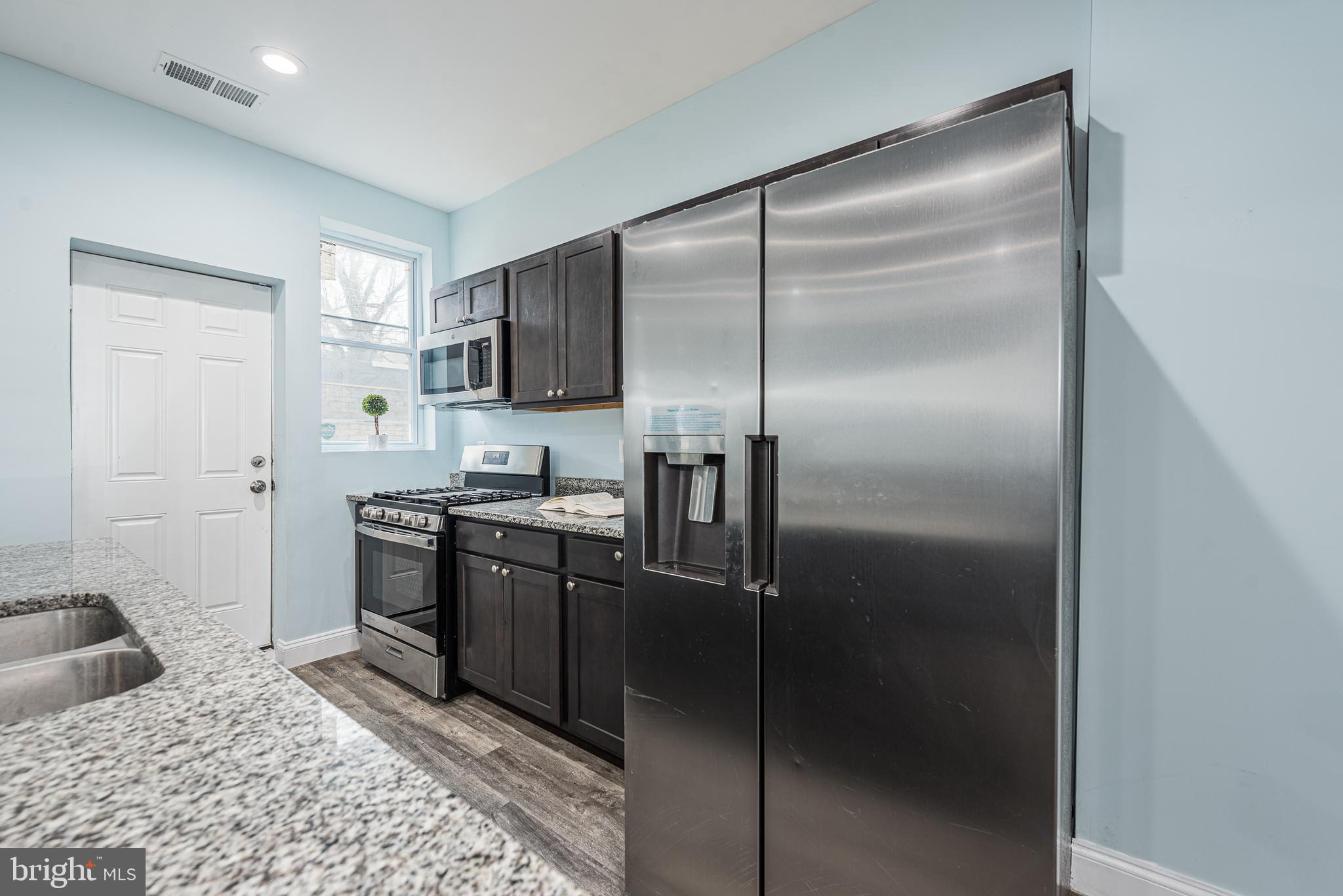 LIBERTY SQUARE - Residential