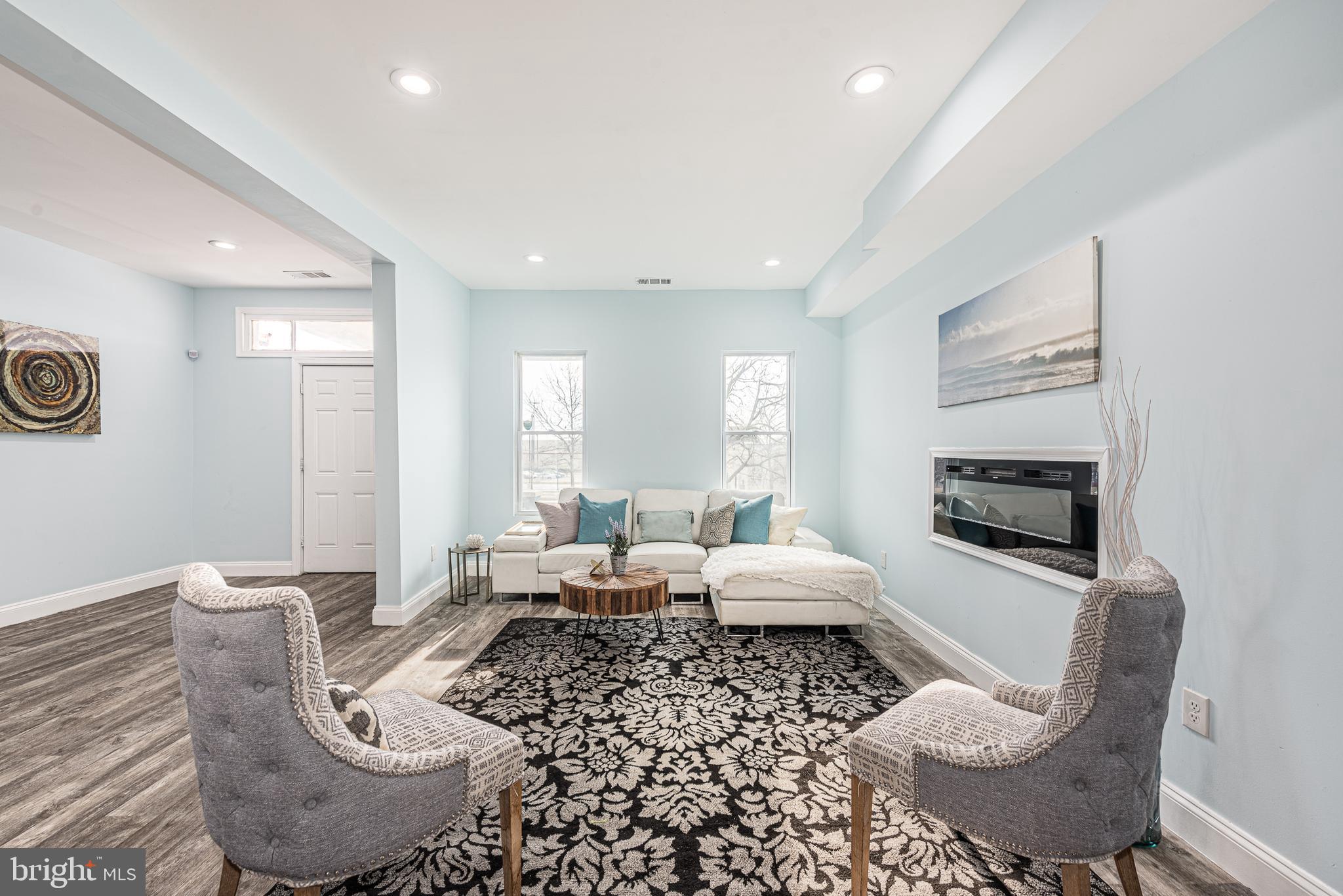 LIBERTY SQUARE - Residential