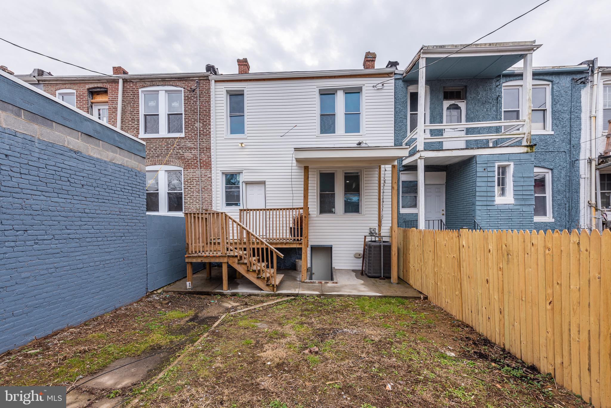 LIBERTY SQUARE - Residential