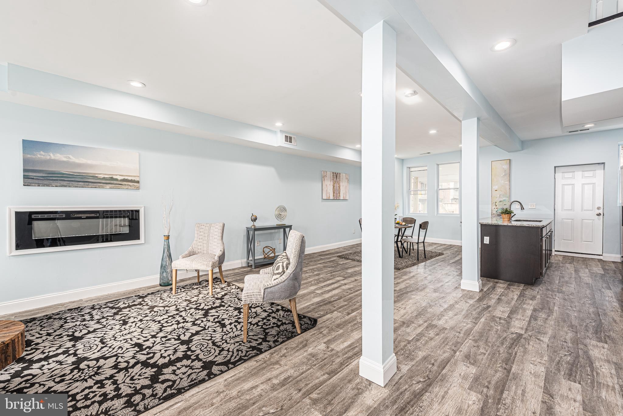 LIBERTY SQUARE - Residential