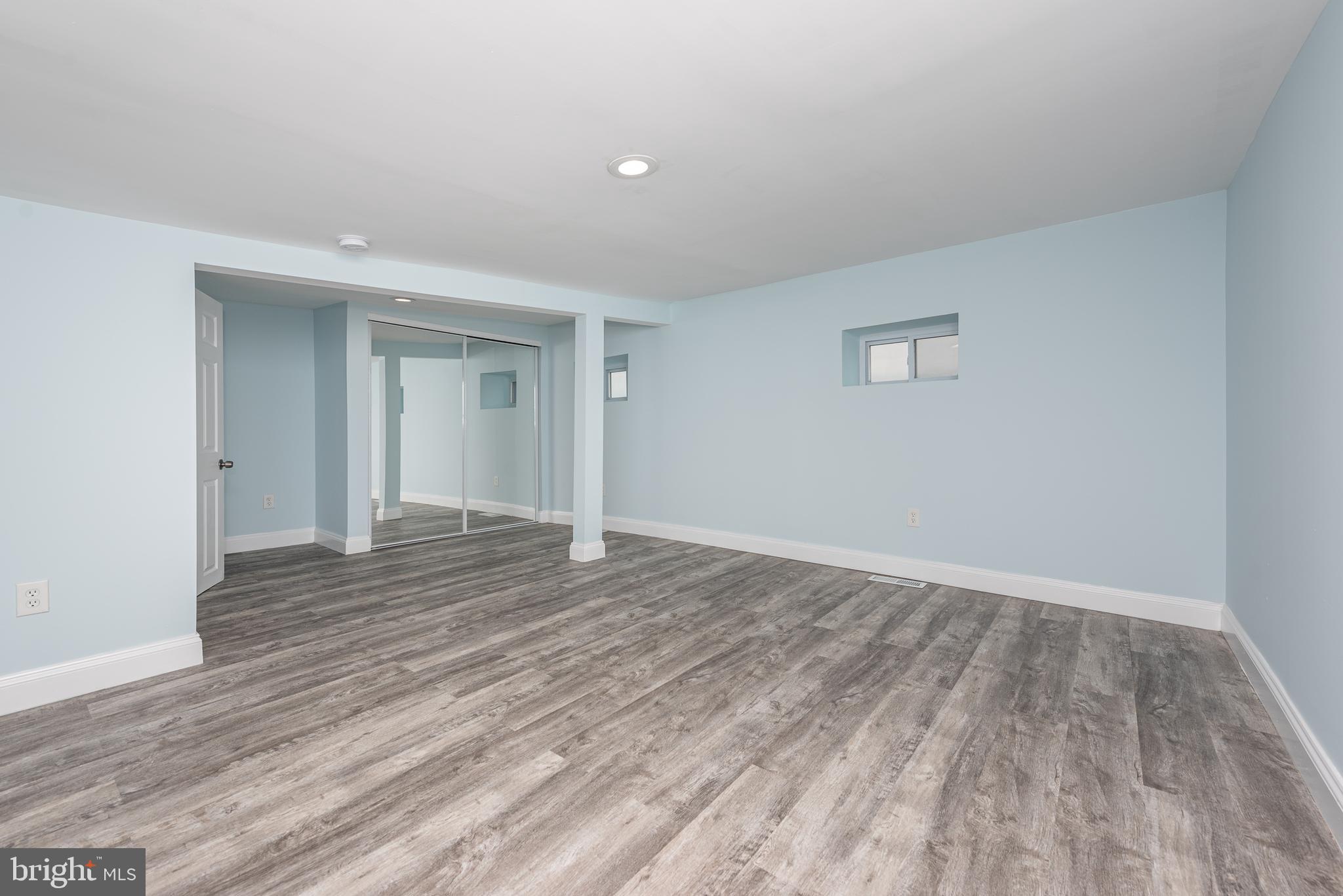 LIBERTY SQUARE - Residential