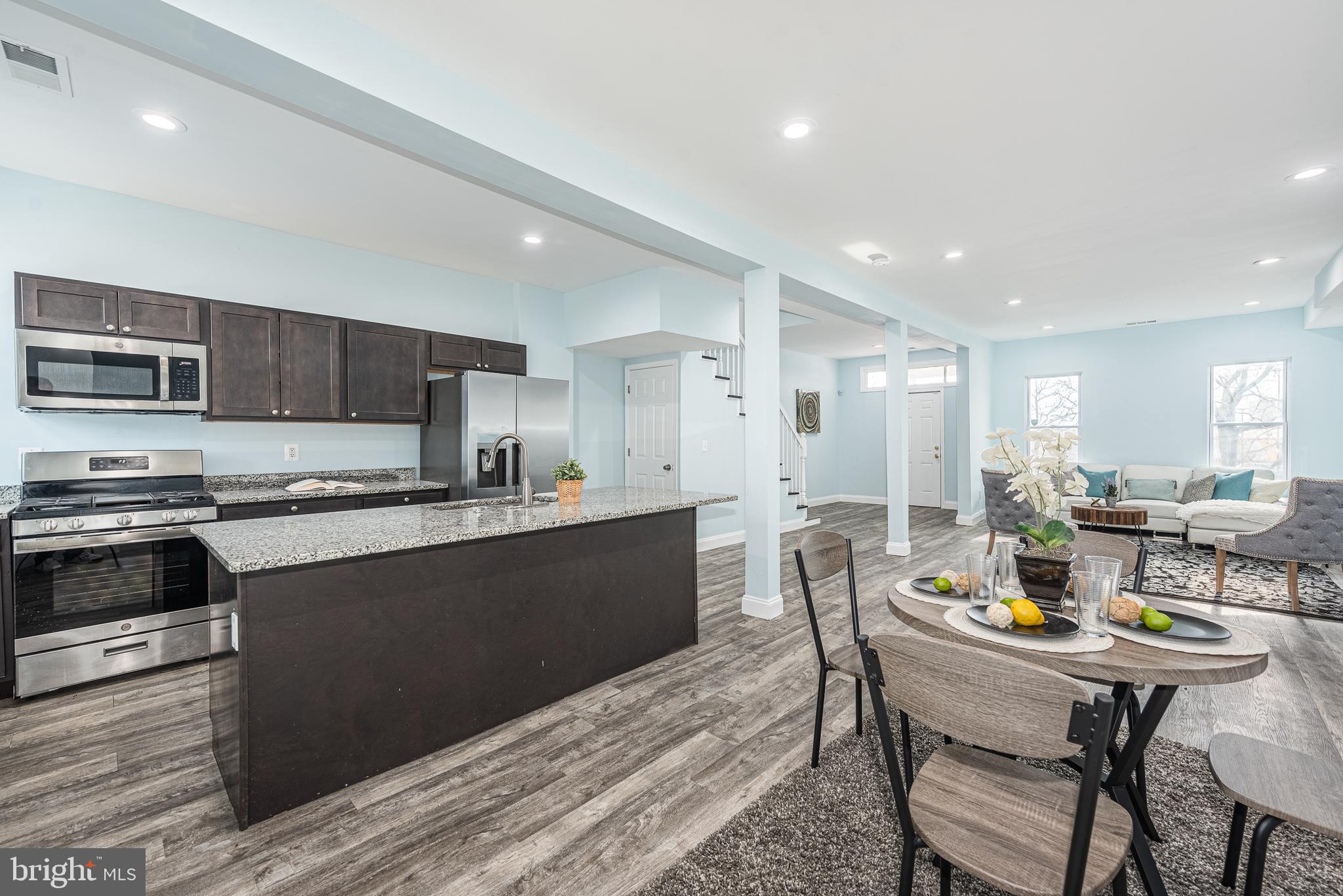 LIBERTY SQUARE - Residential