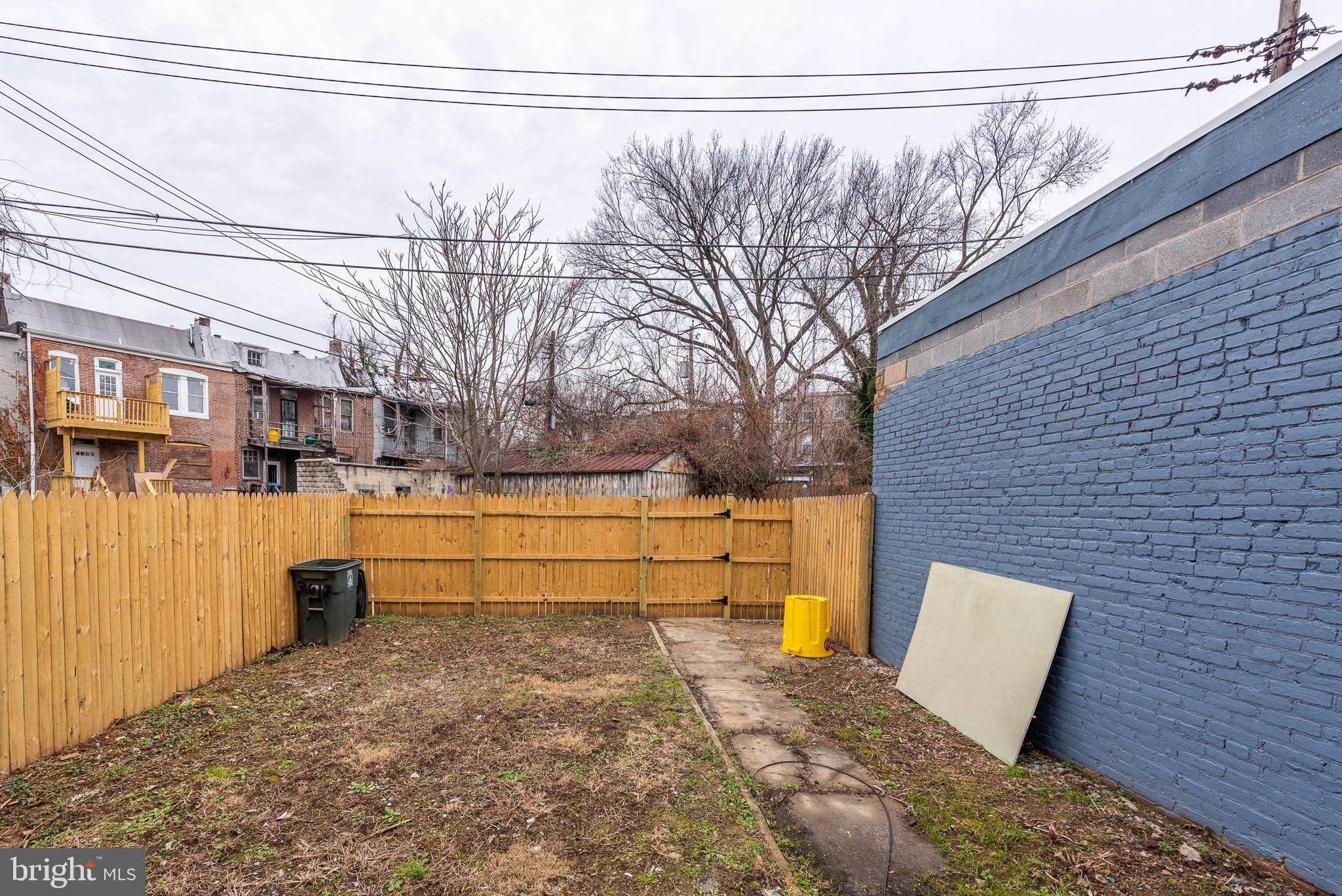 LIBERTY SQUARE - Residential