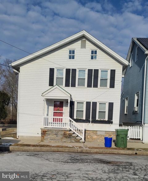 214 W 2ND STREET BERNVILLE PA 19506