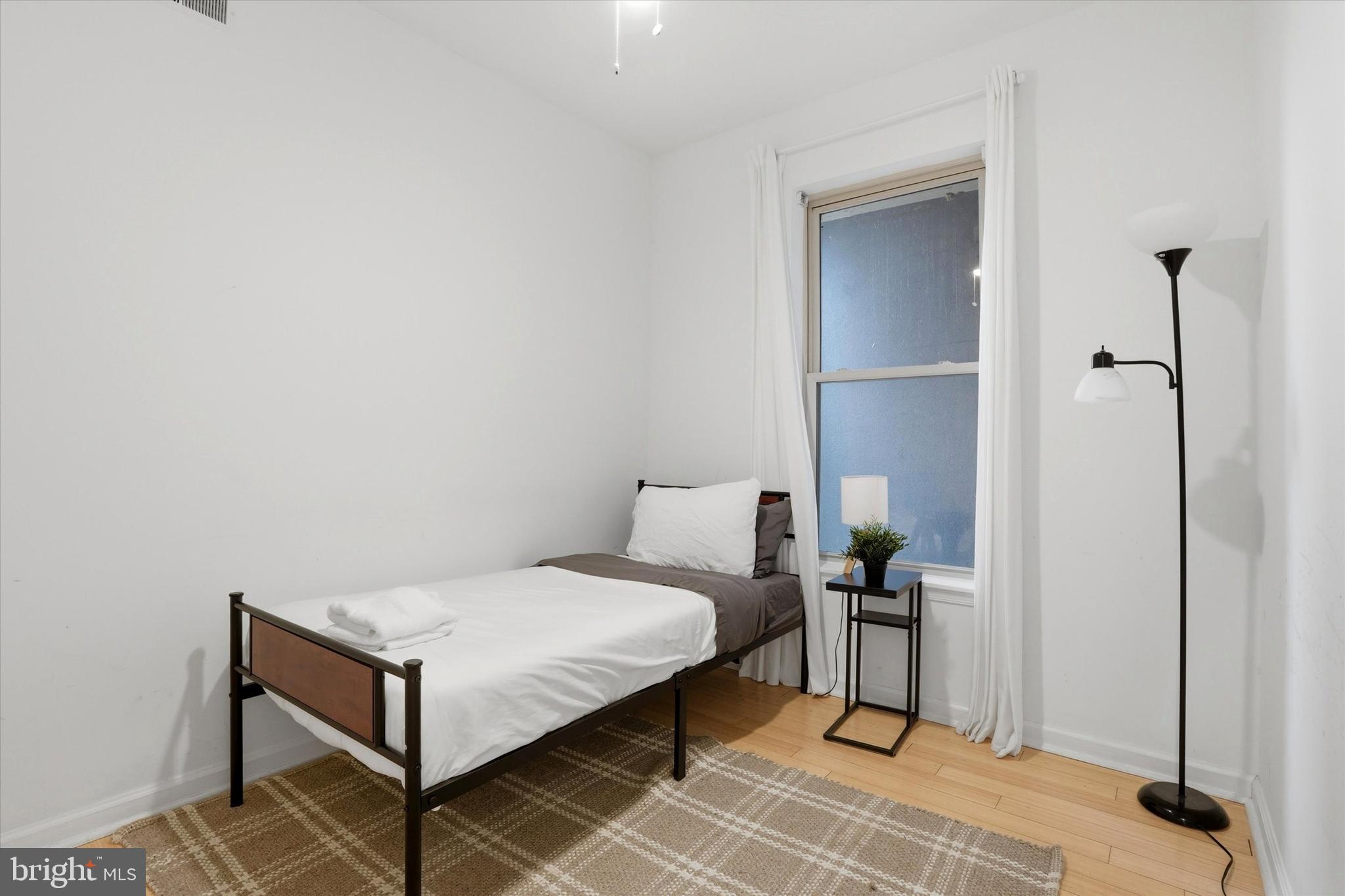 NORTHERN LIBERTIES - Commercial Sale