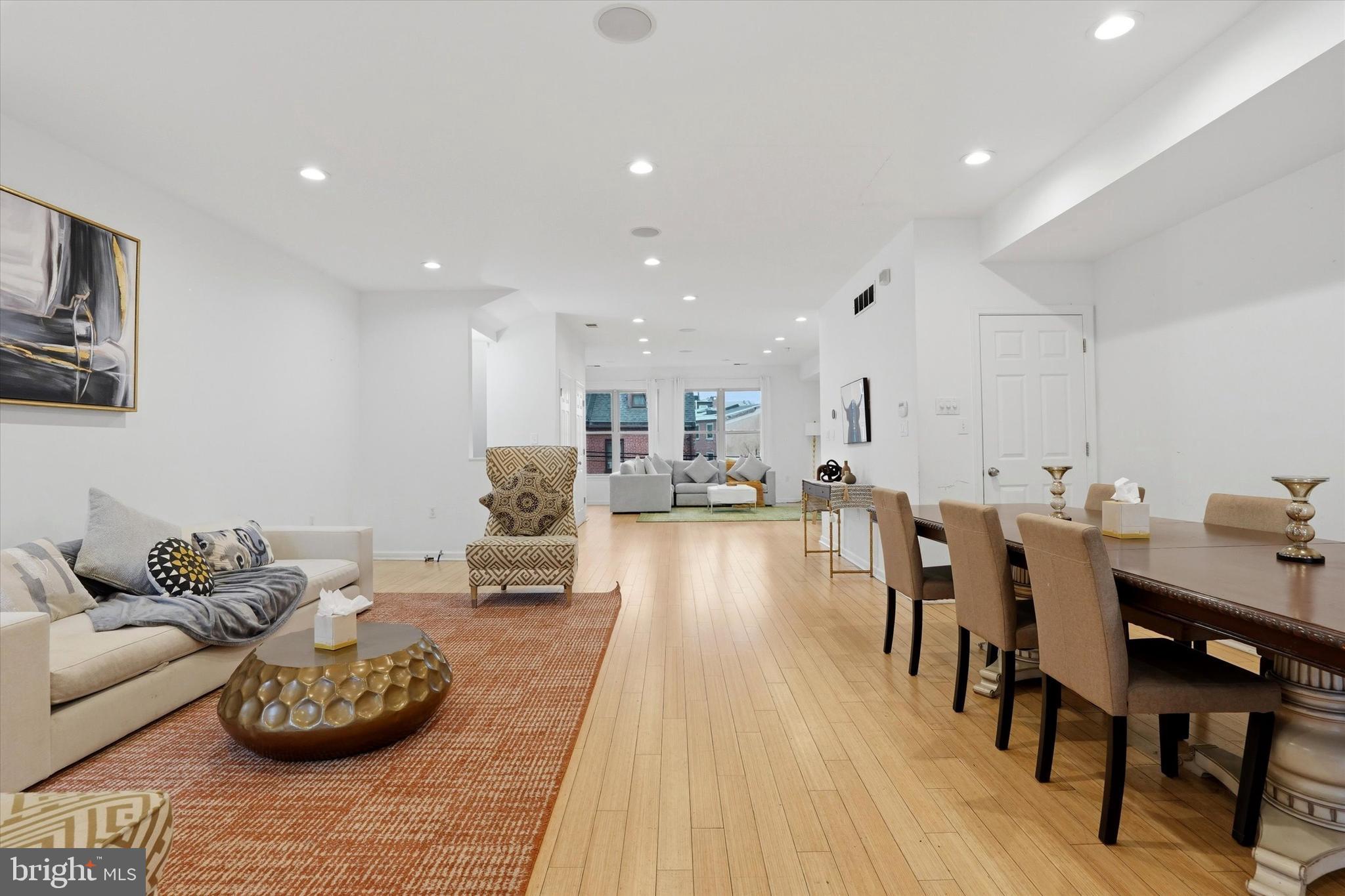 NORTHERN LIBERTIES - Commercial Sale