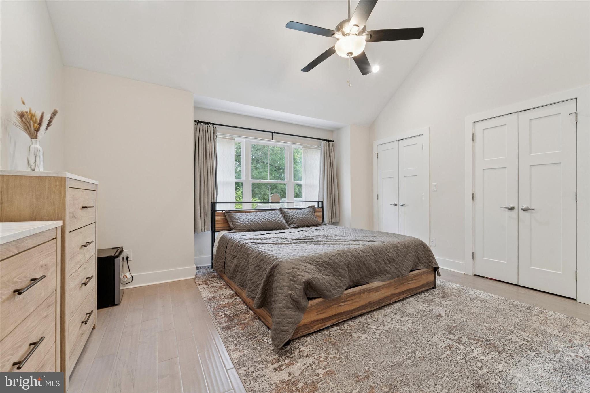 ROXBOROUGH - Residential