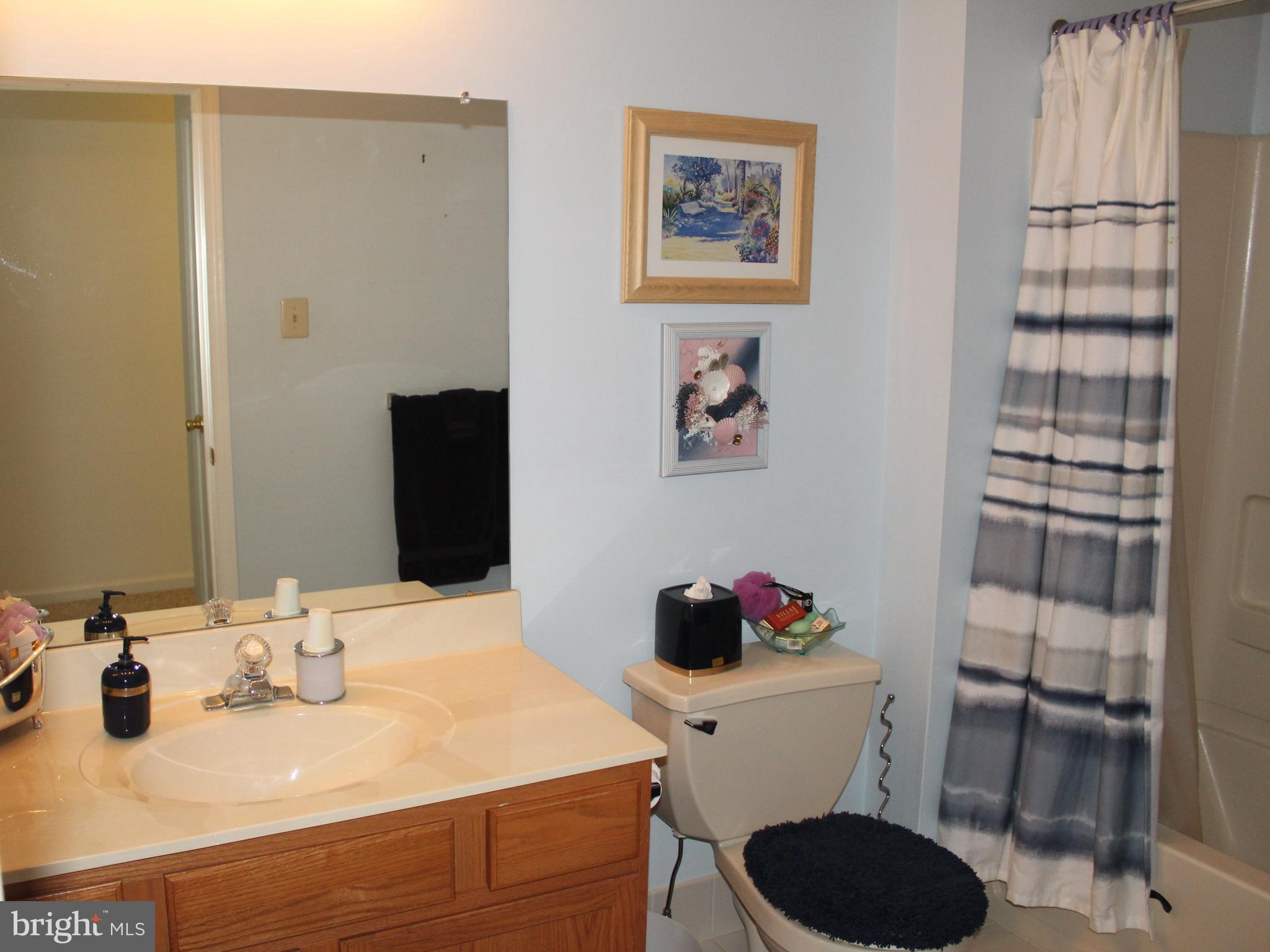 CHARLESTOWN OAKS - Residential