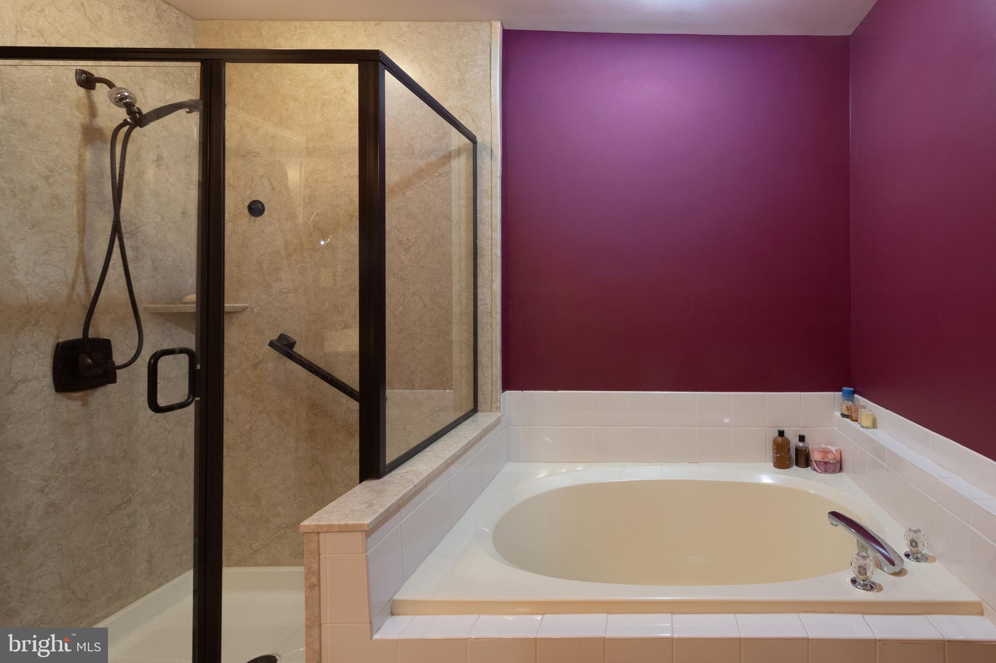 CHARLESTOWN OAKS - Residential