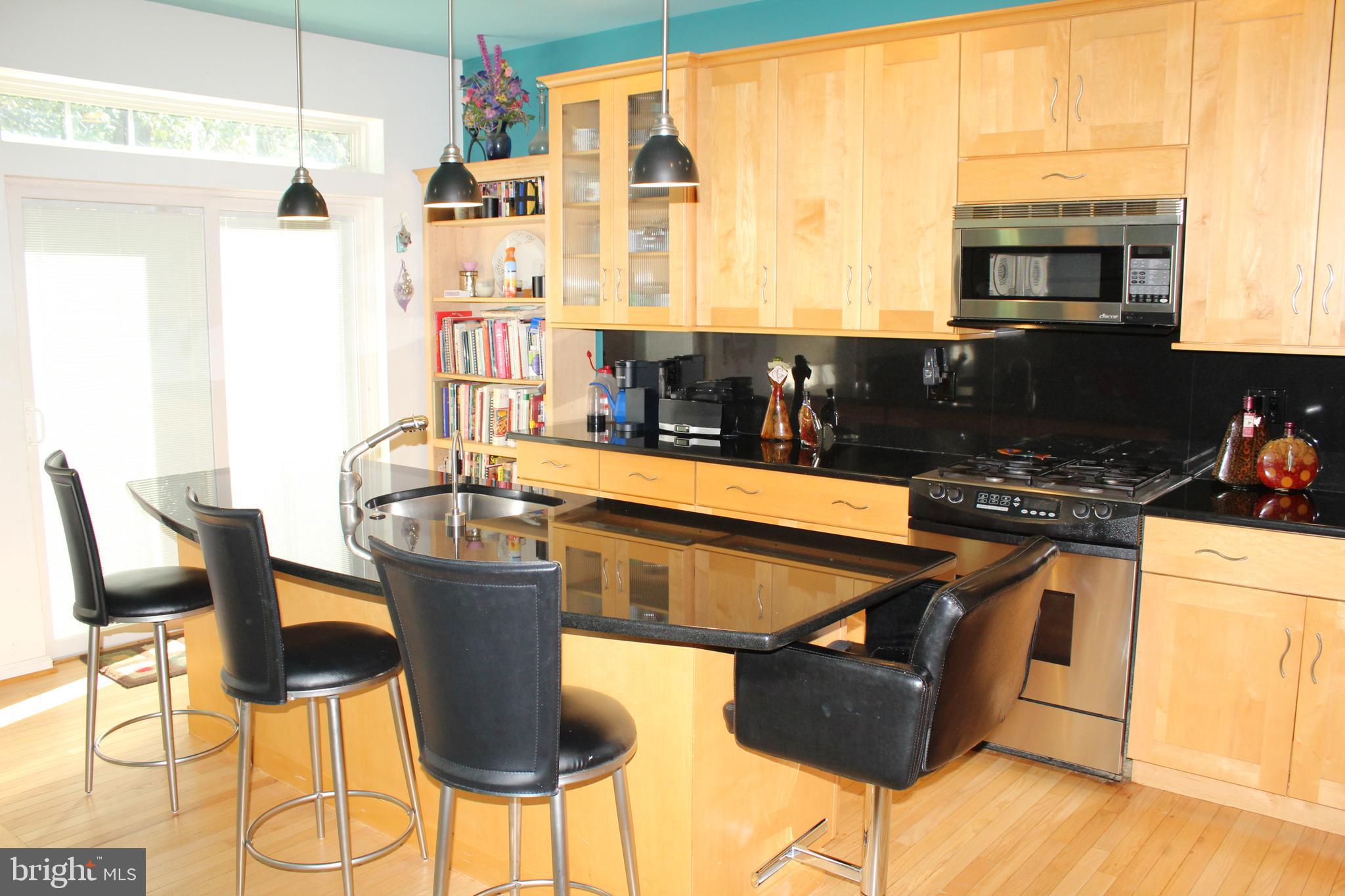 CHARLESTOWN OAKS - Residential