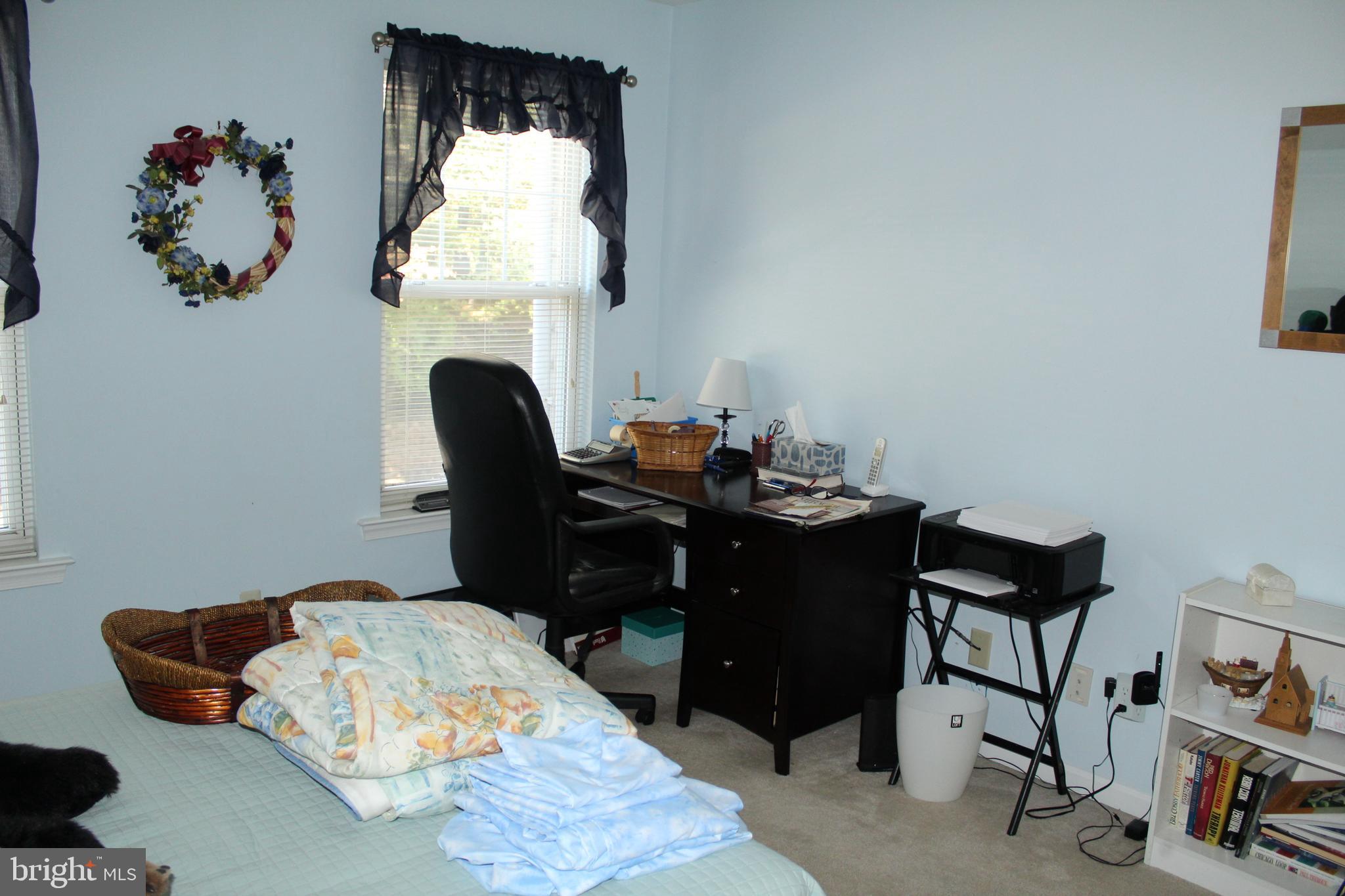 CHARLESTOWN OAKS - Residential