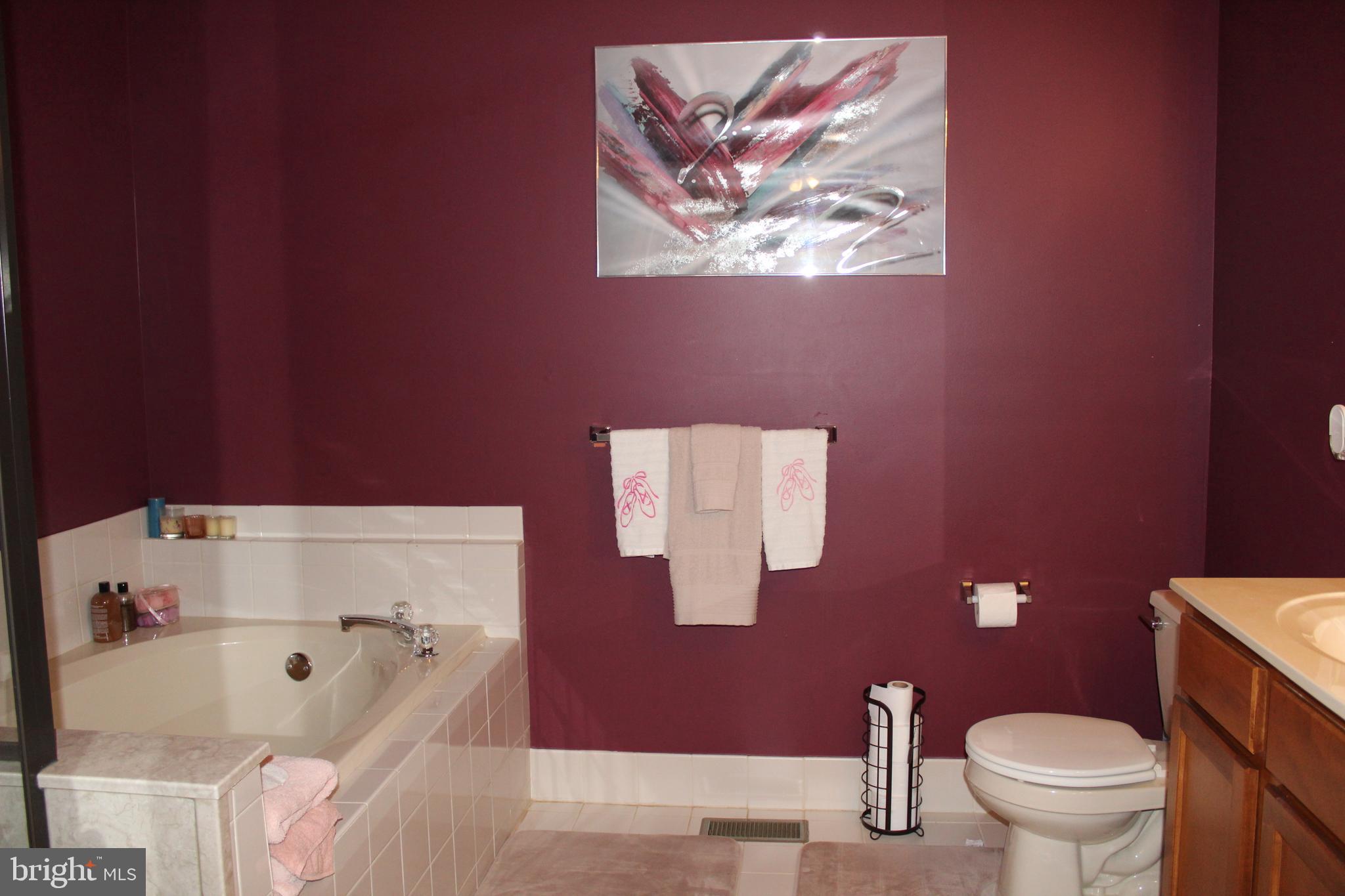 CHARLESTOWN OAKS - Residential