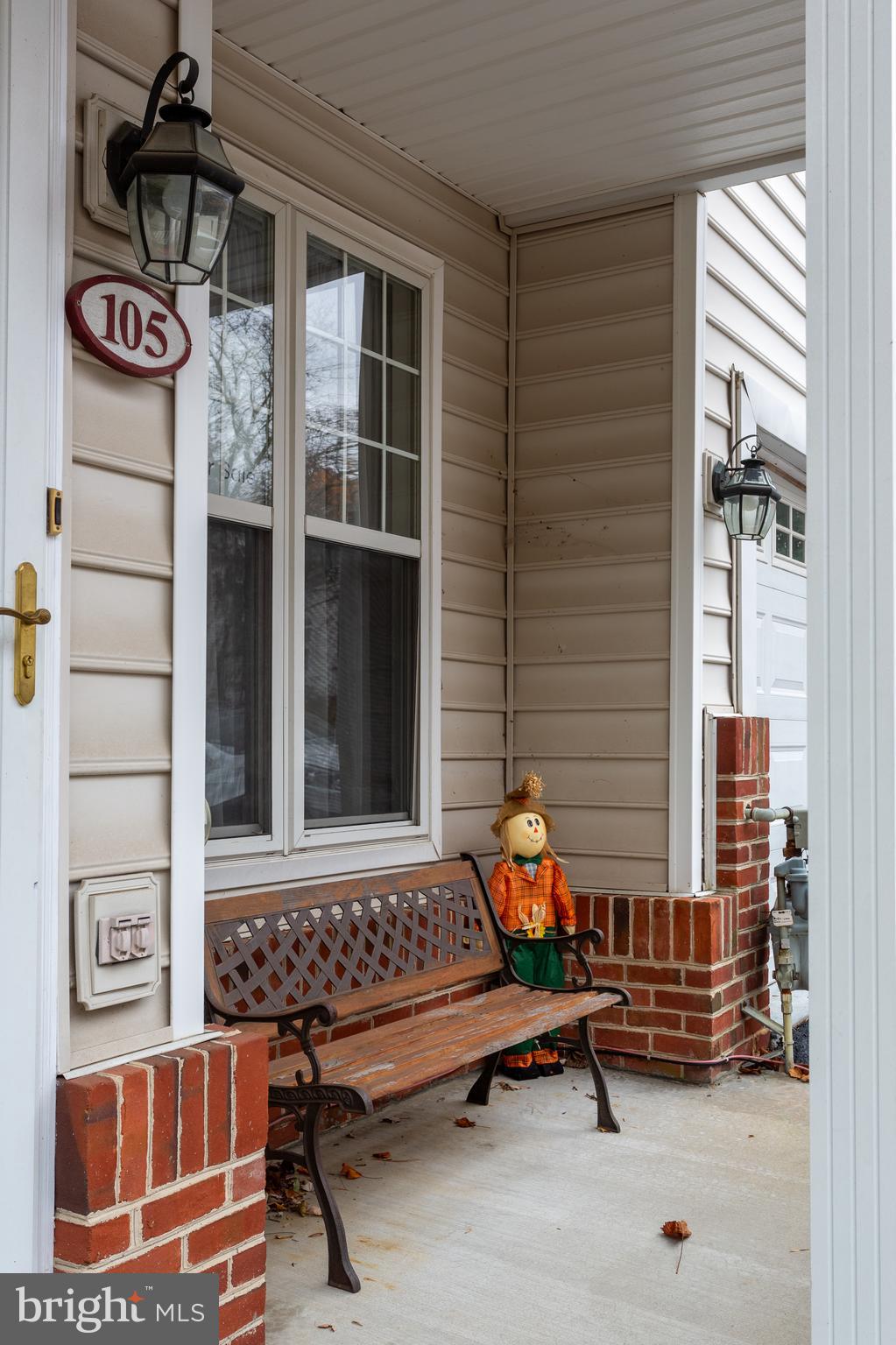 CHARLESTOWN OAKS - Residential