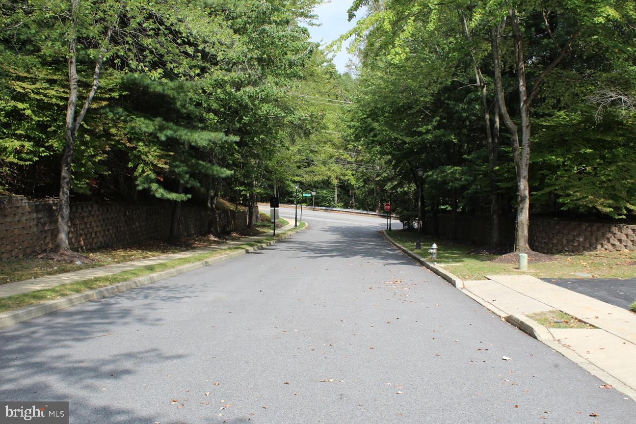 CHARLESTOWN OAKS - Residential