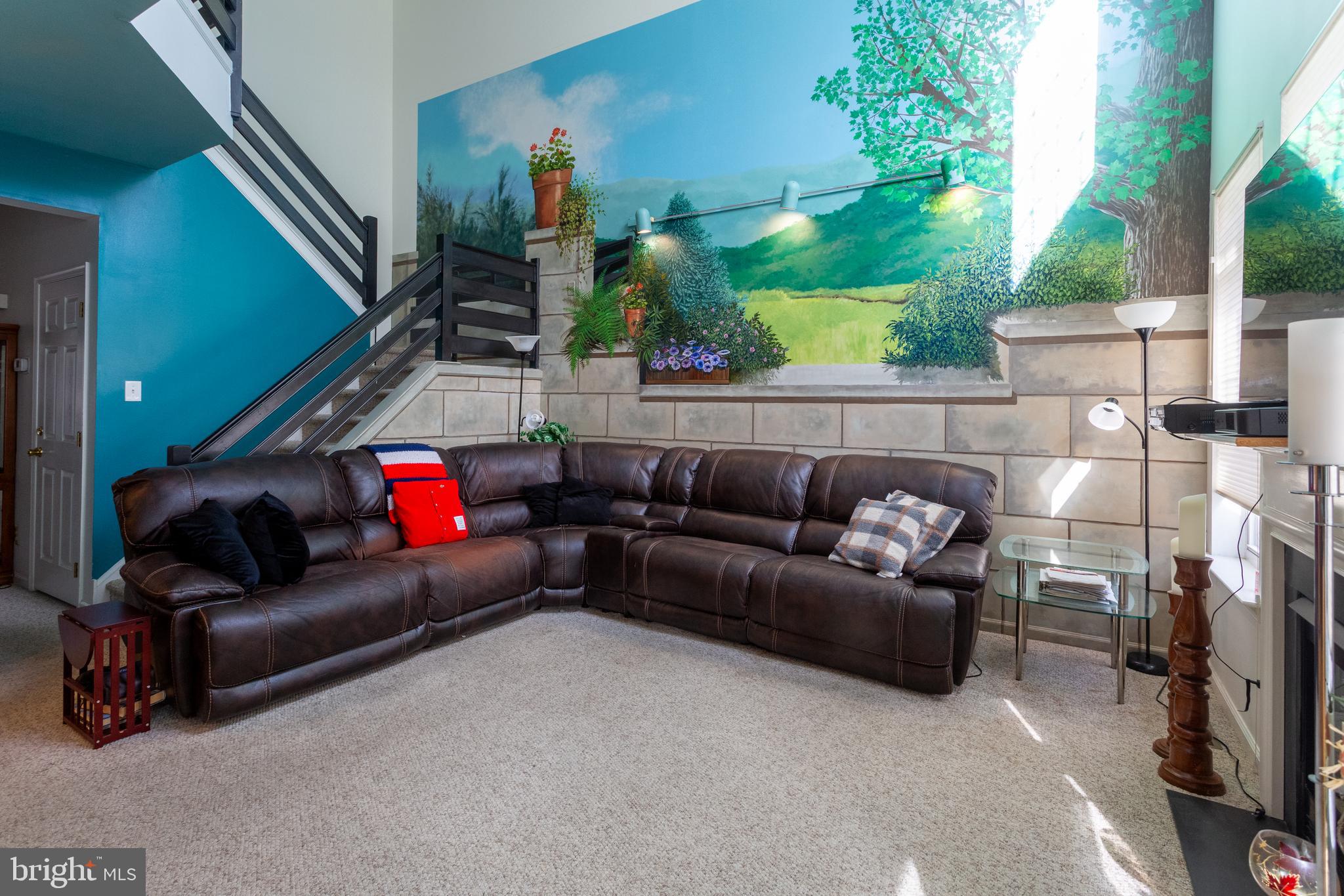 CHARLESTOWN OAKS - Residential