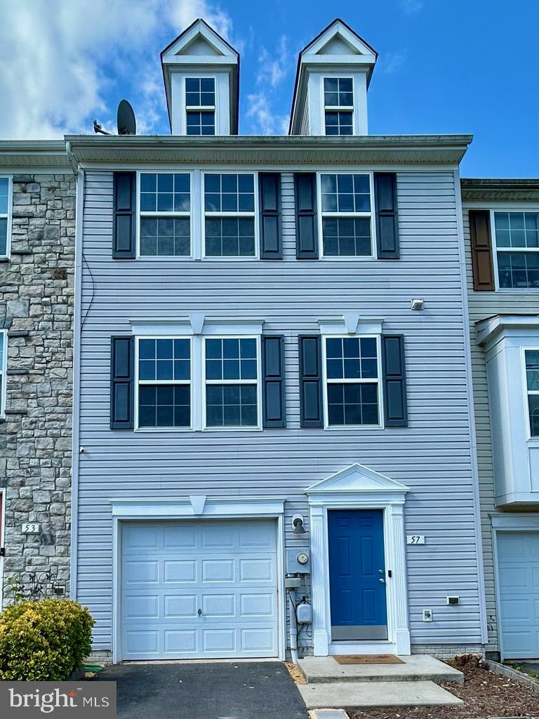 FAIRWAYS EAST - Residential