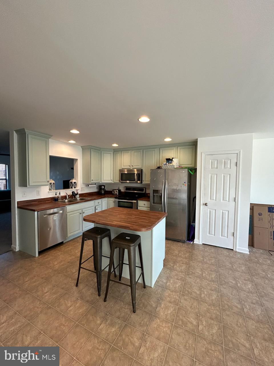 FAIRWAYS EAST - Residential