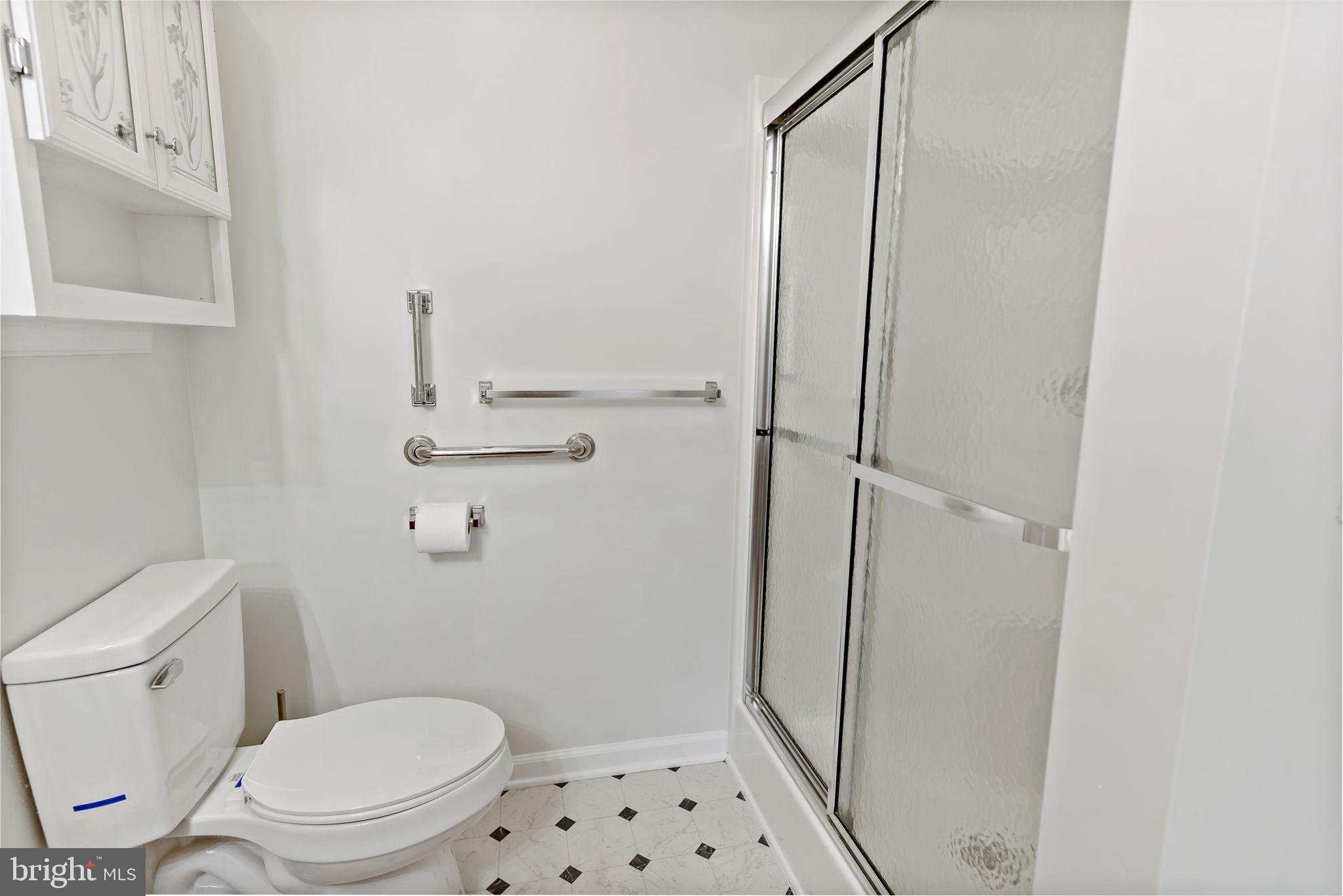 CRESTFIELD - Residential