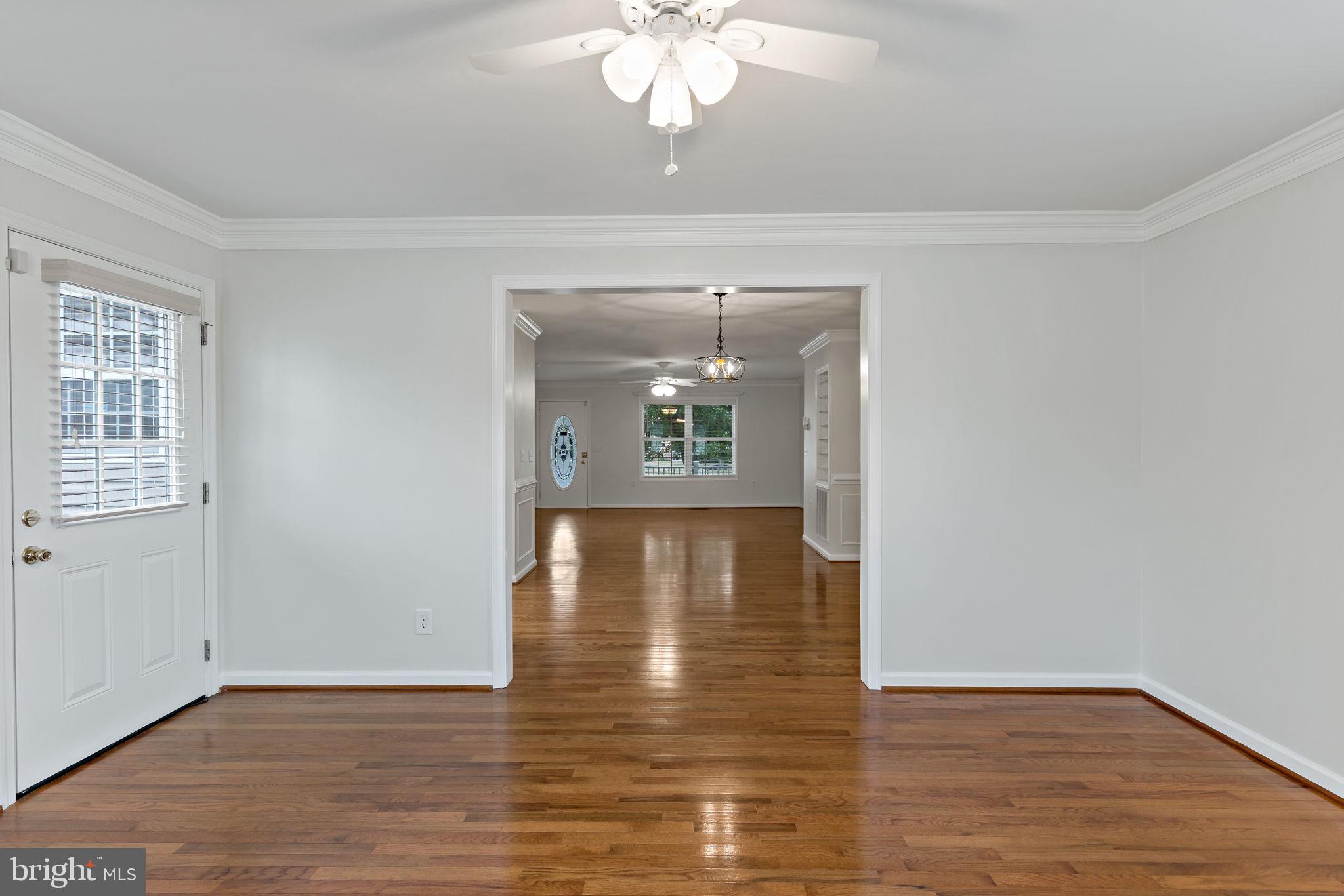 CRESTFIELD - Residential