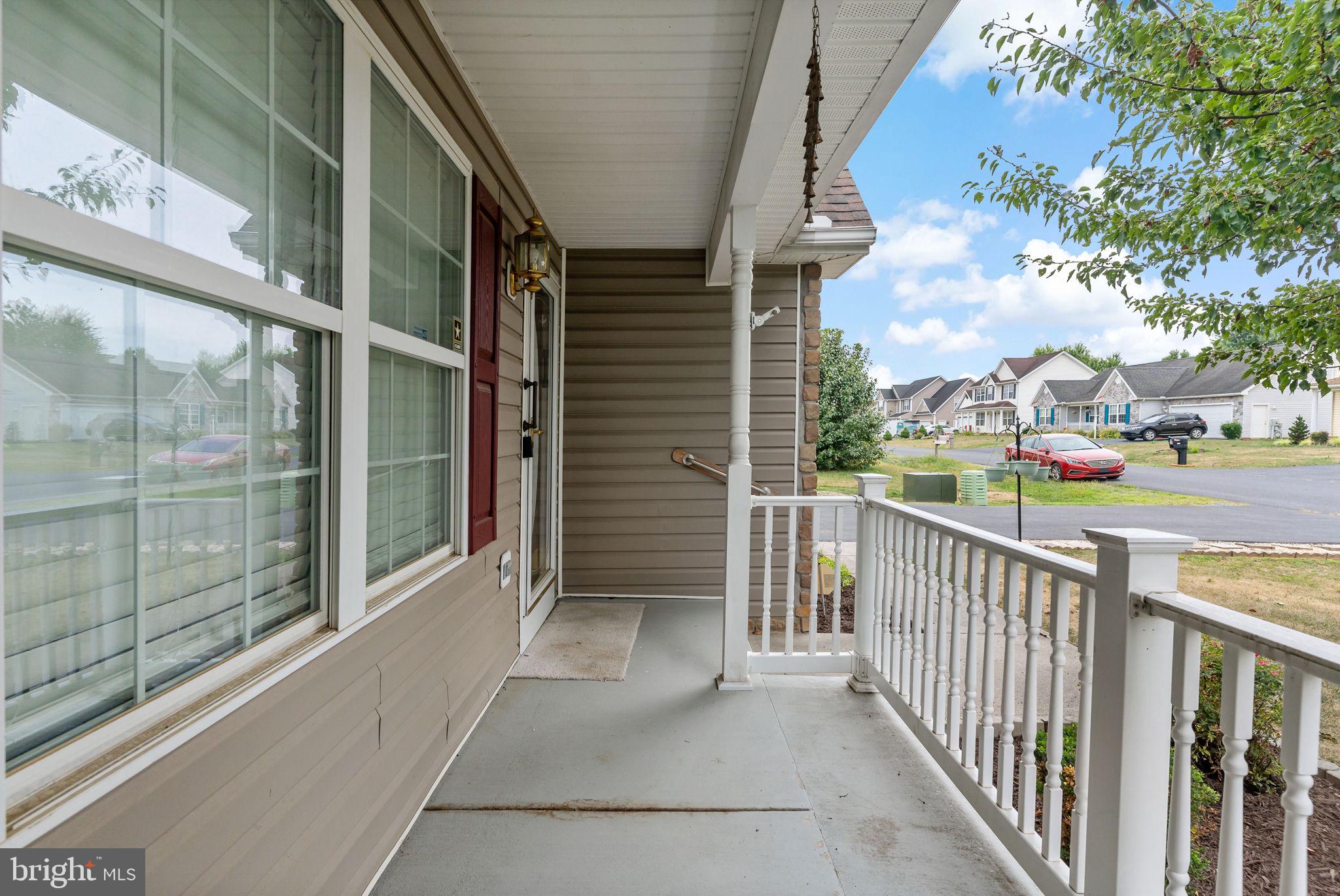 CRESTFIELD - Residential