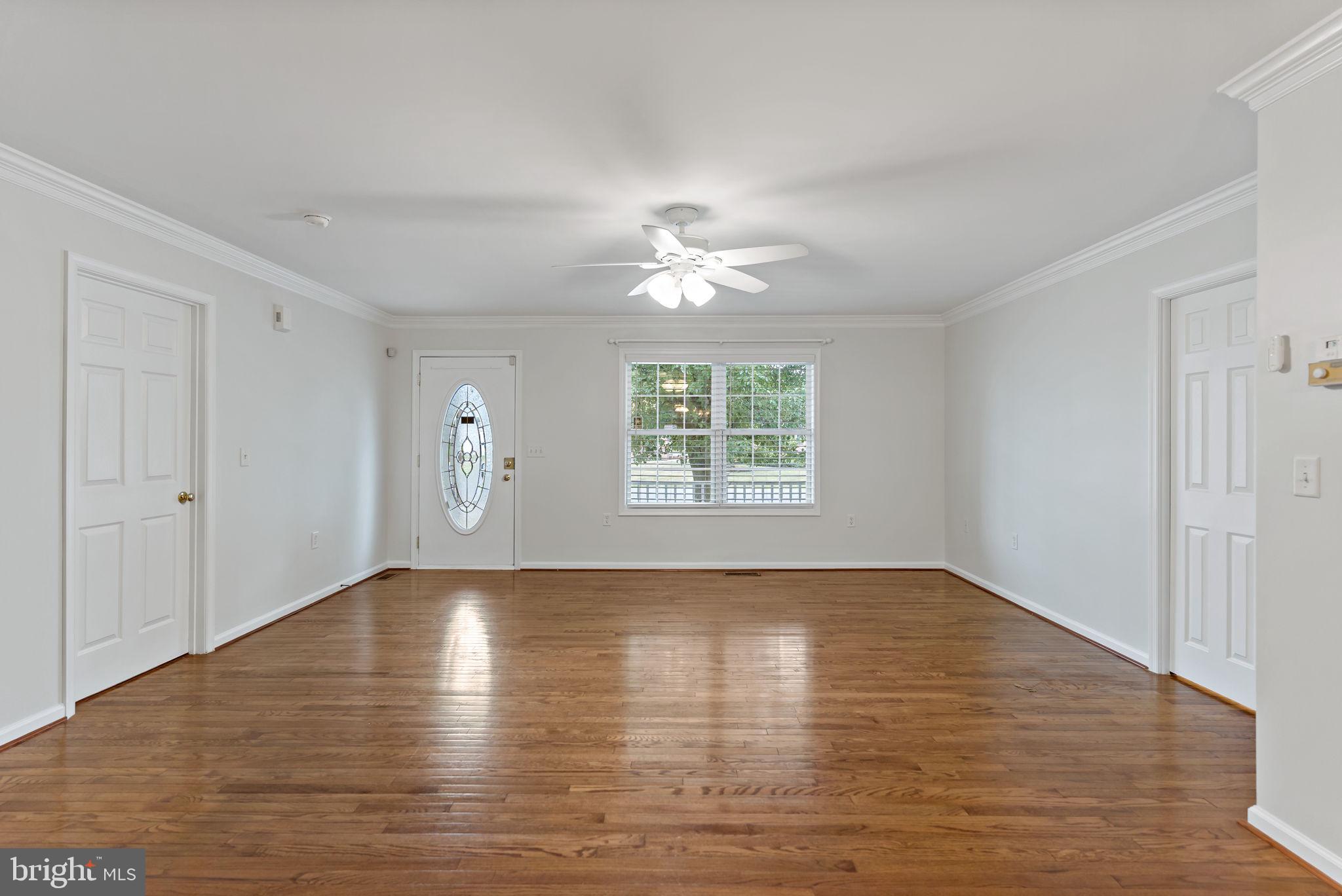 CRESTFIELD - Residential