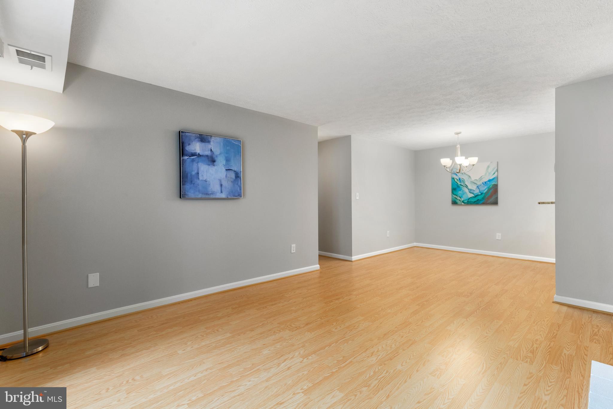 WILLOW POINT - Residential