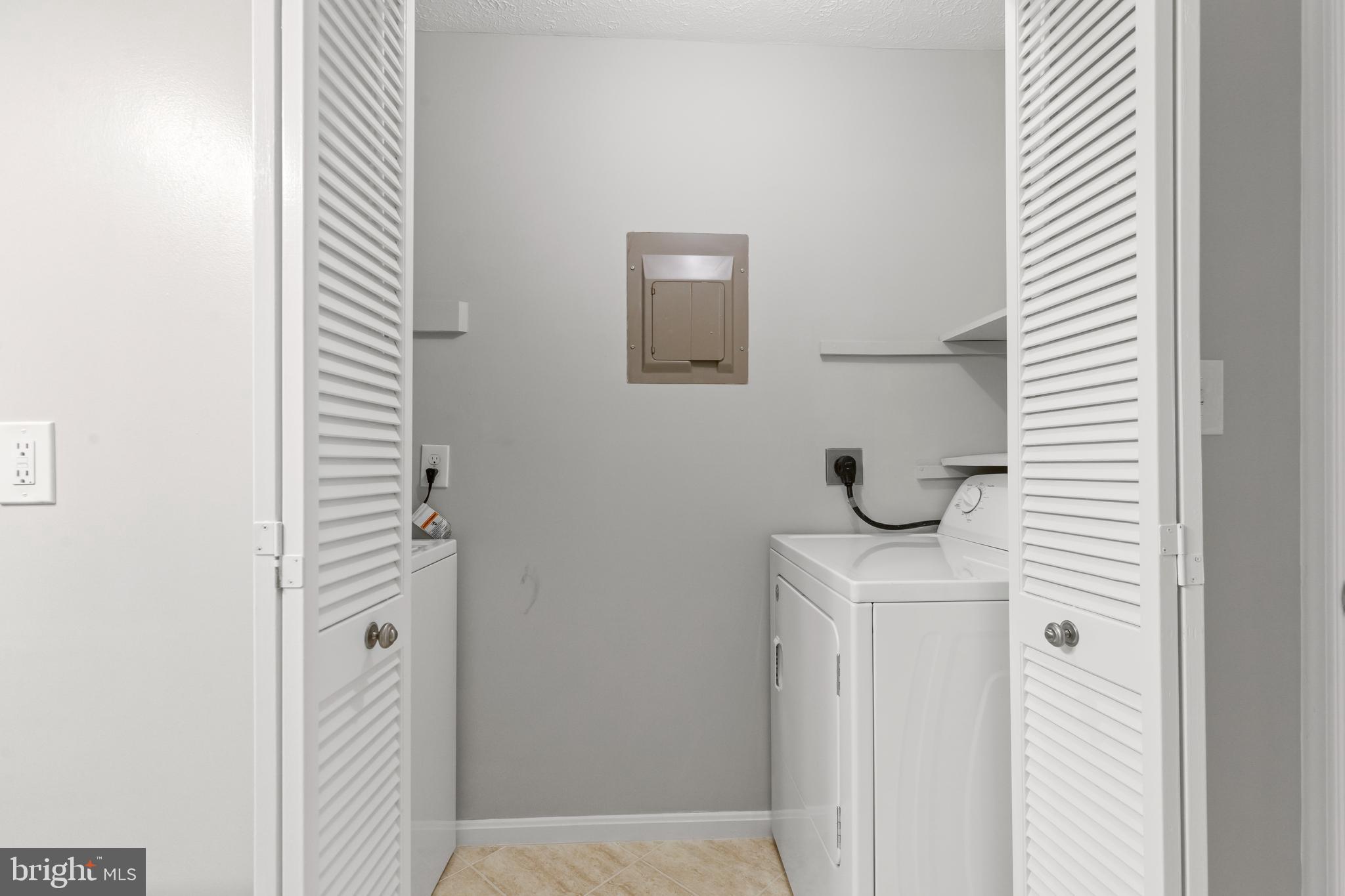 WILLOW POINT - Residential