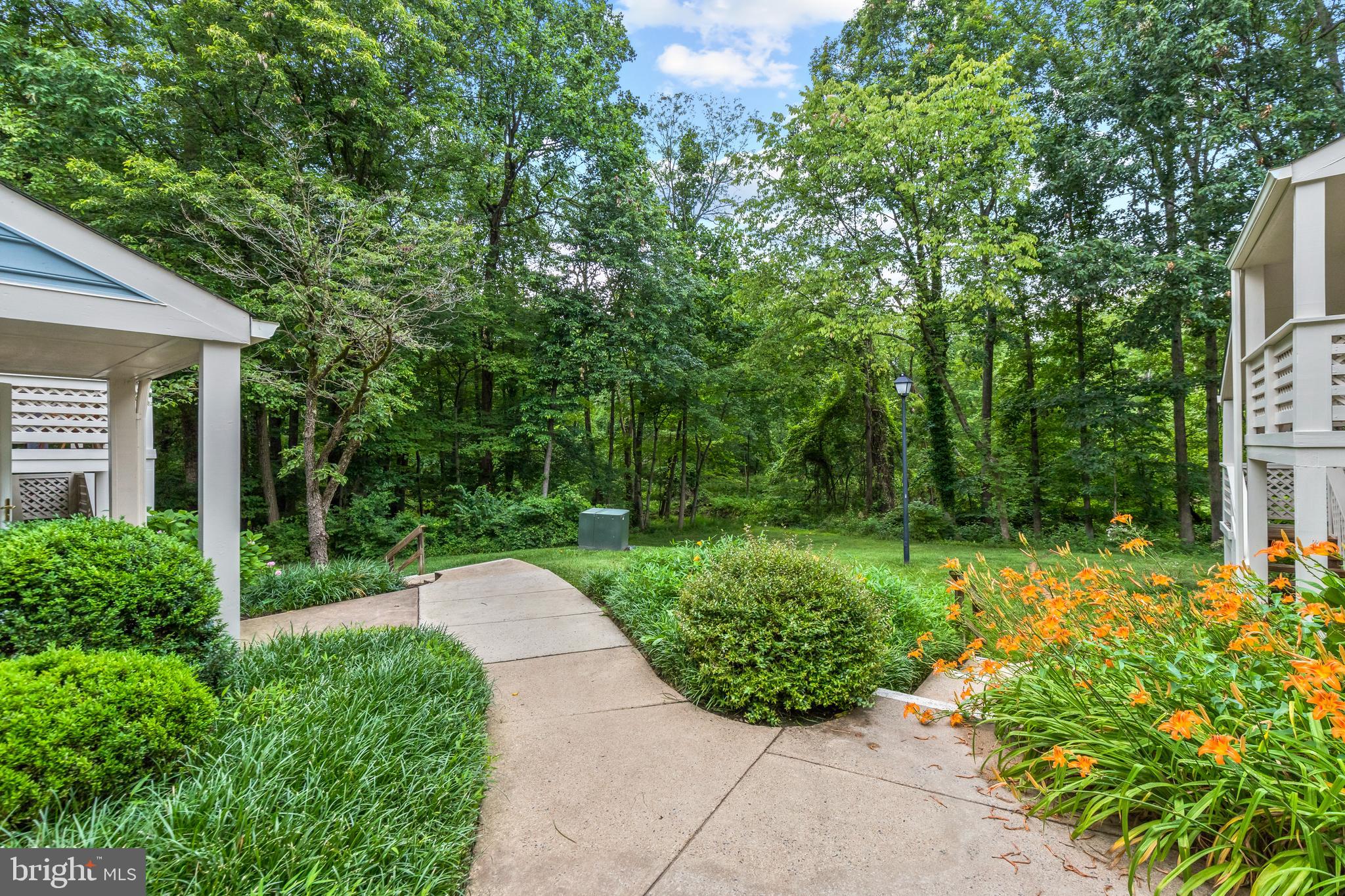 WILLOW POINT - Residential